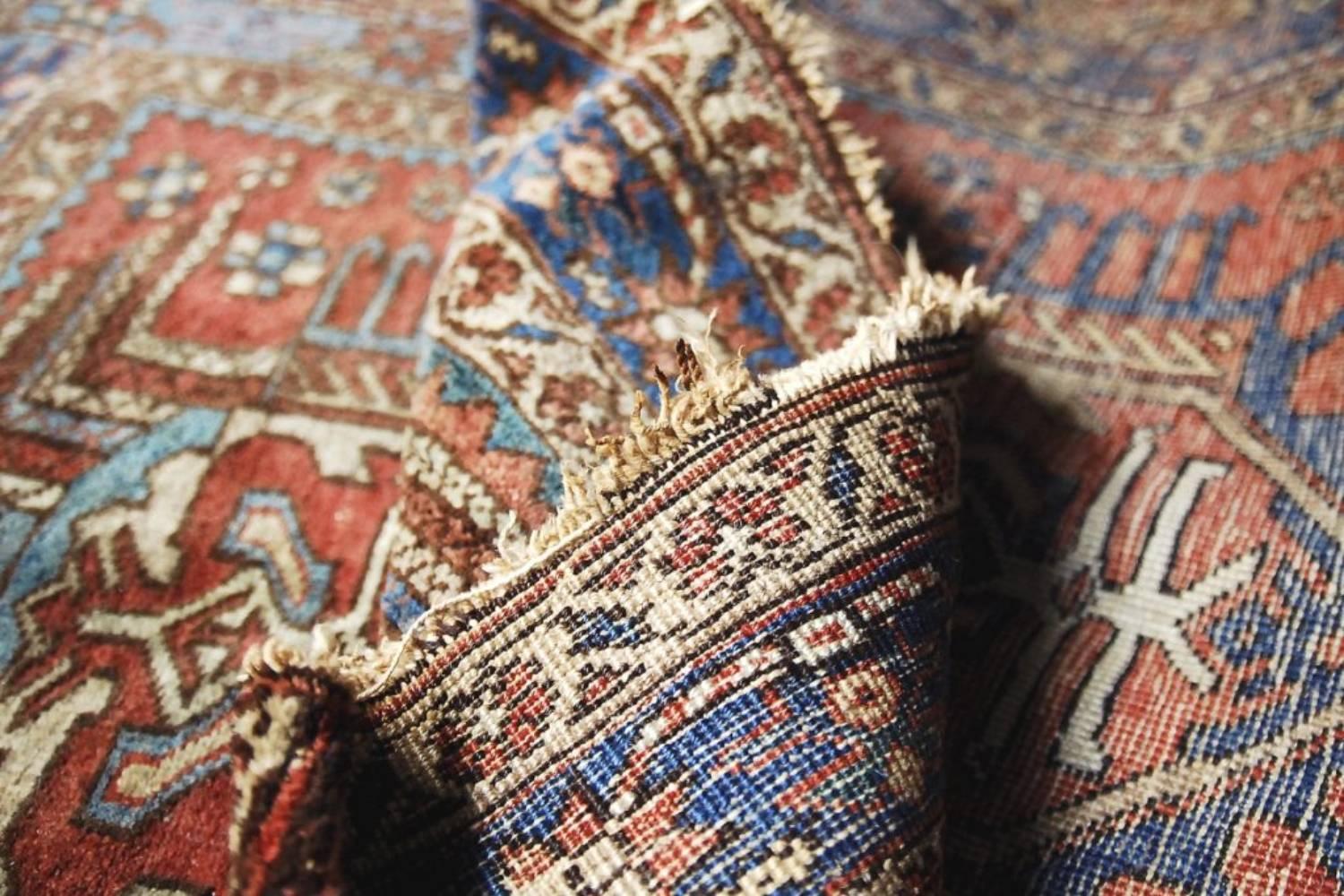 Ancien tapis Heriz du Moyen-Orient tissé à la main, années 1920 en vente 3