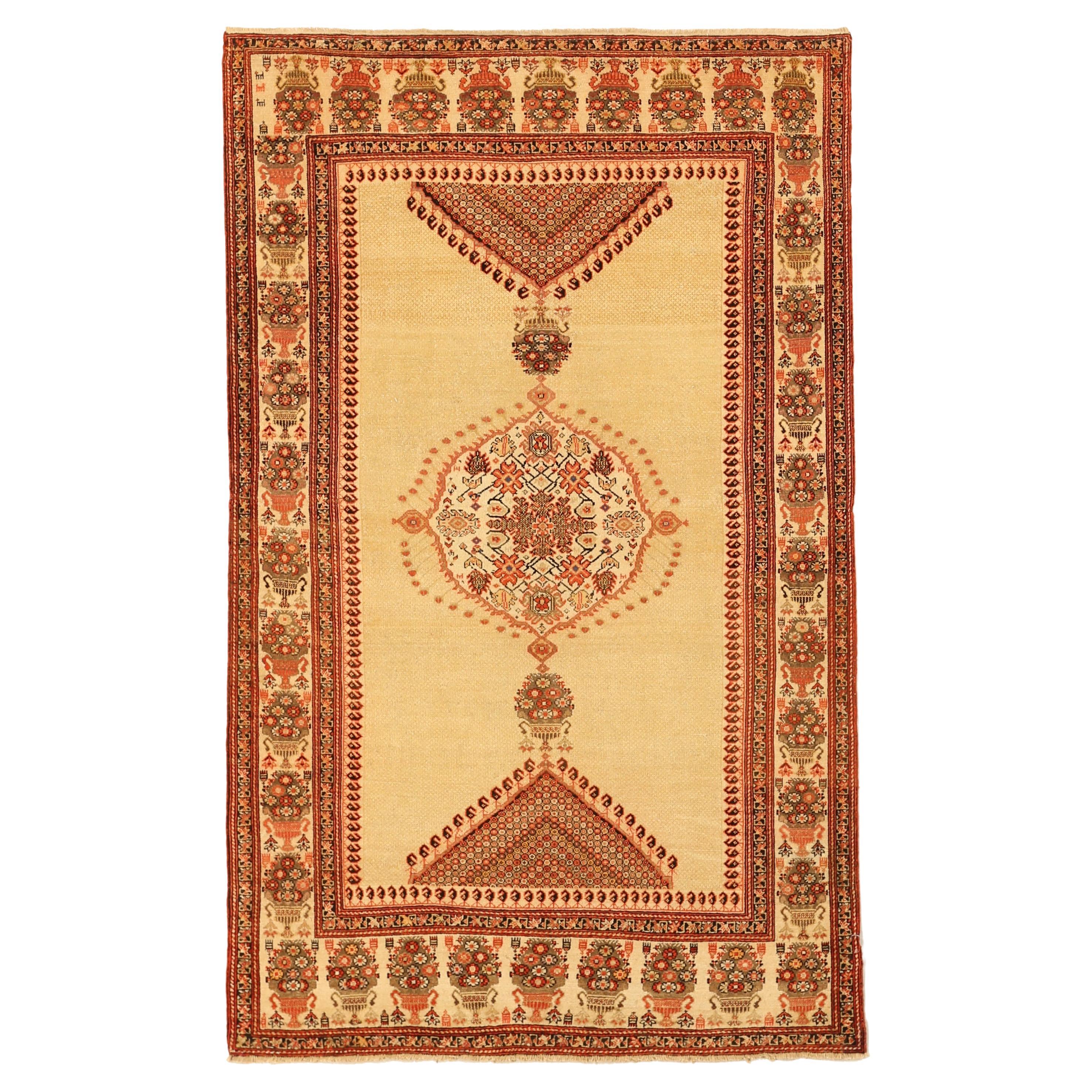 Antiker handgewebter persischer Teppich in Malayer-Design