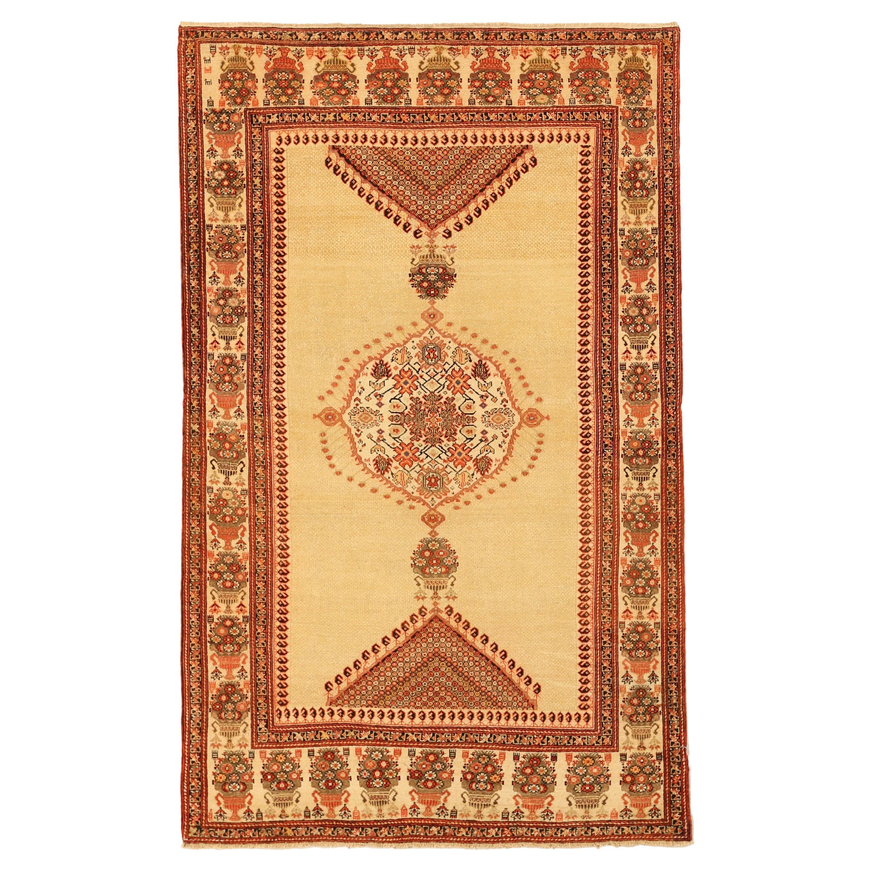 Antiker handgewebter persischer Teppich in Malayer-Design im Angebot