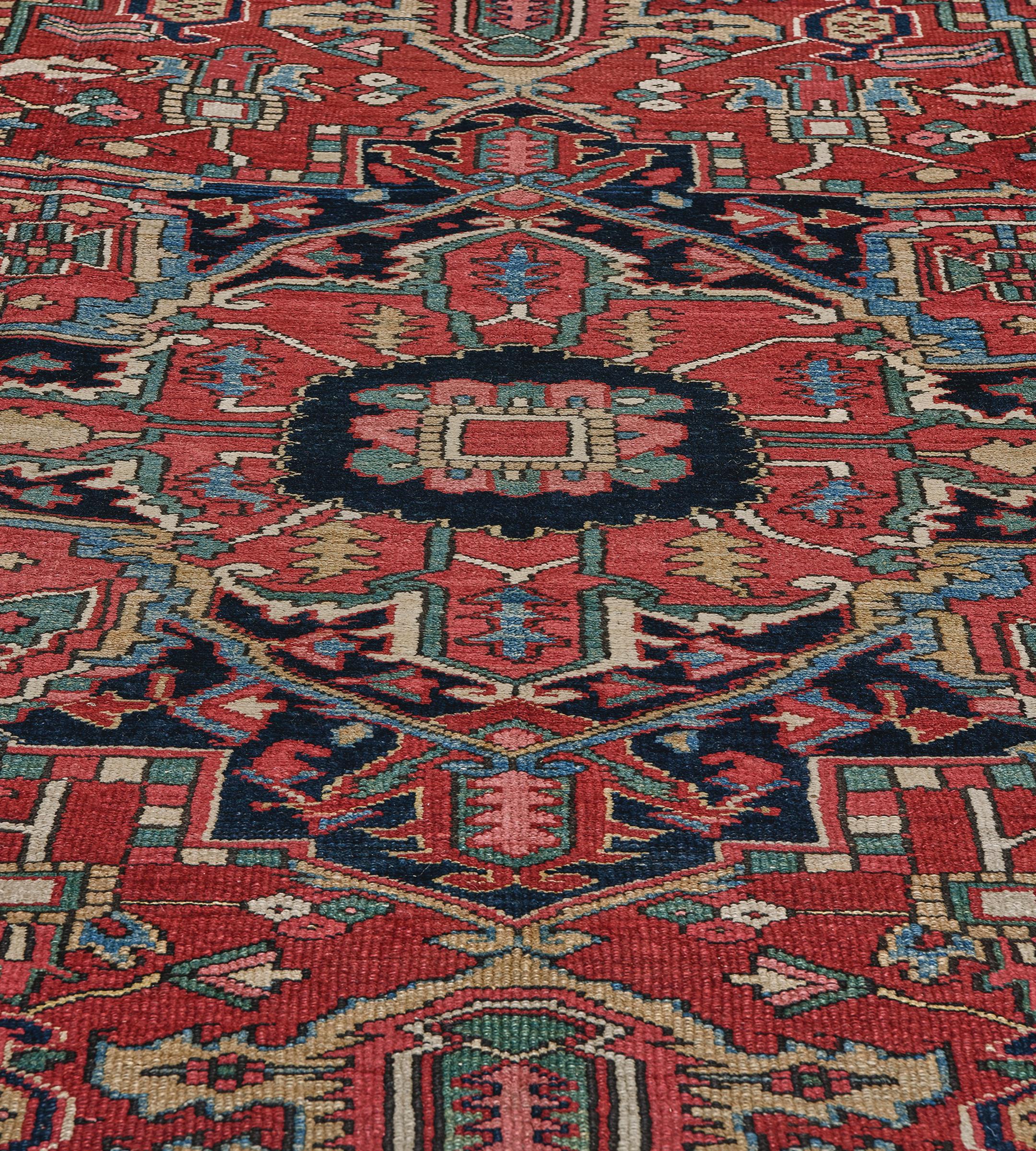 Antique Hand-Woven Persian Heriz Rug 8'5