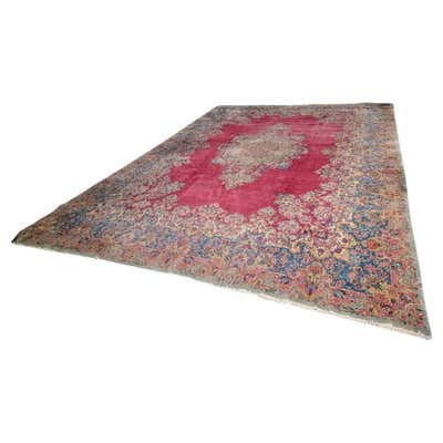 Antique Traditional Hand-Woven Wool Floral Persian Kerman Rug 14'8