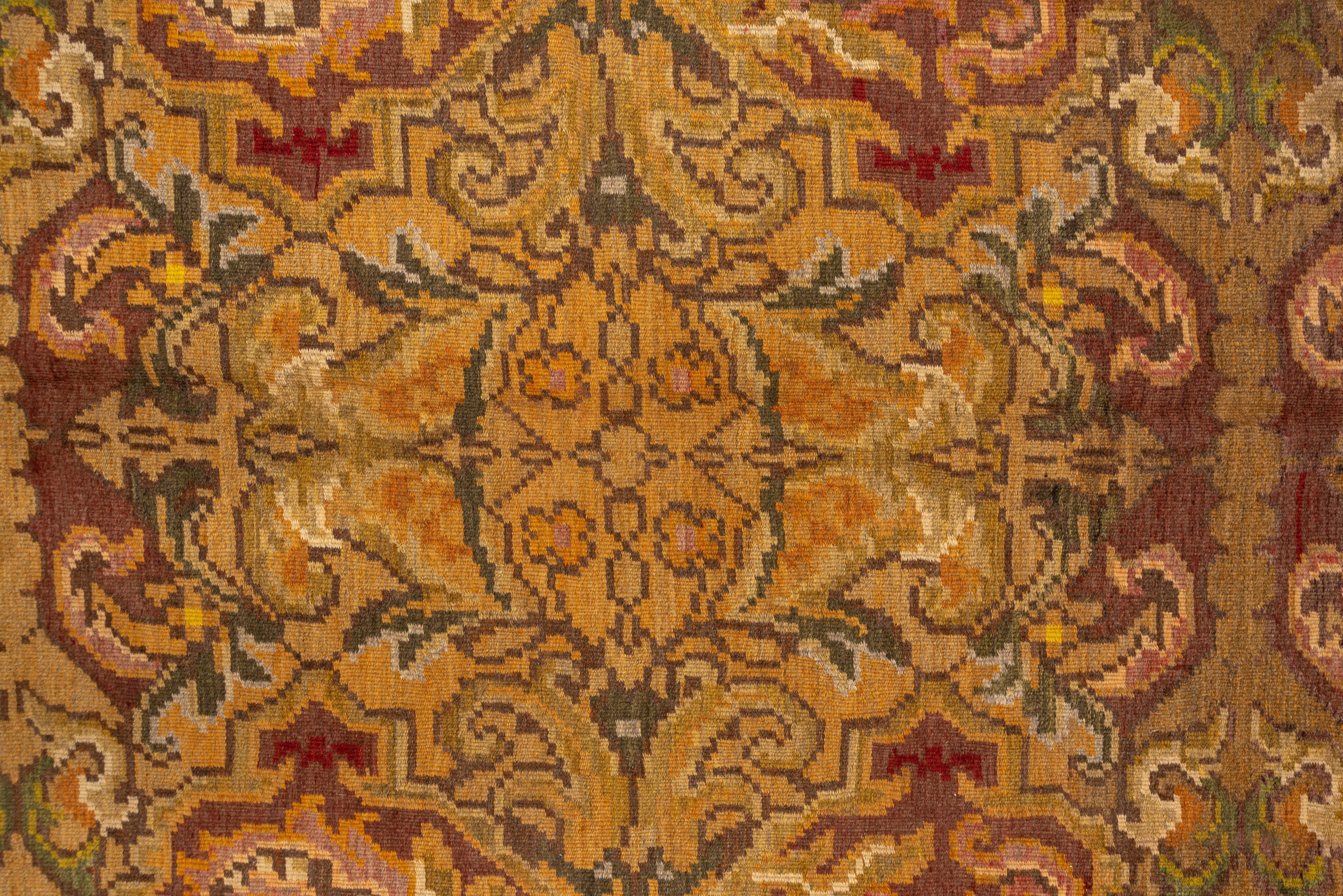 Tapis russe besserabian ancien tissé à la main, vers 1900 Bon état - En vente à New York, NY