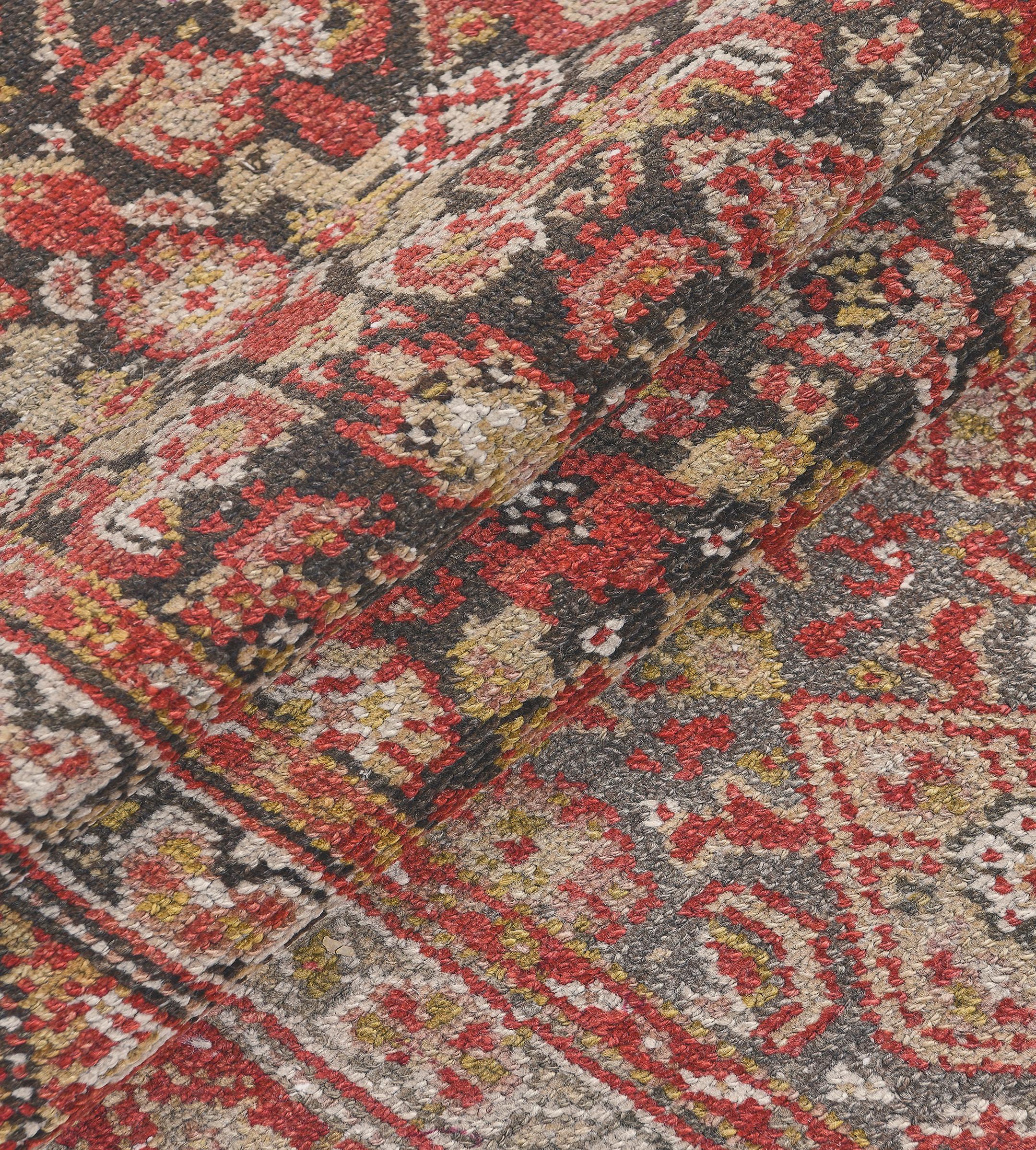 Antique Hand-woven Wool Herati-Pattern Persian Malayer Rug For Sale 3