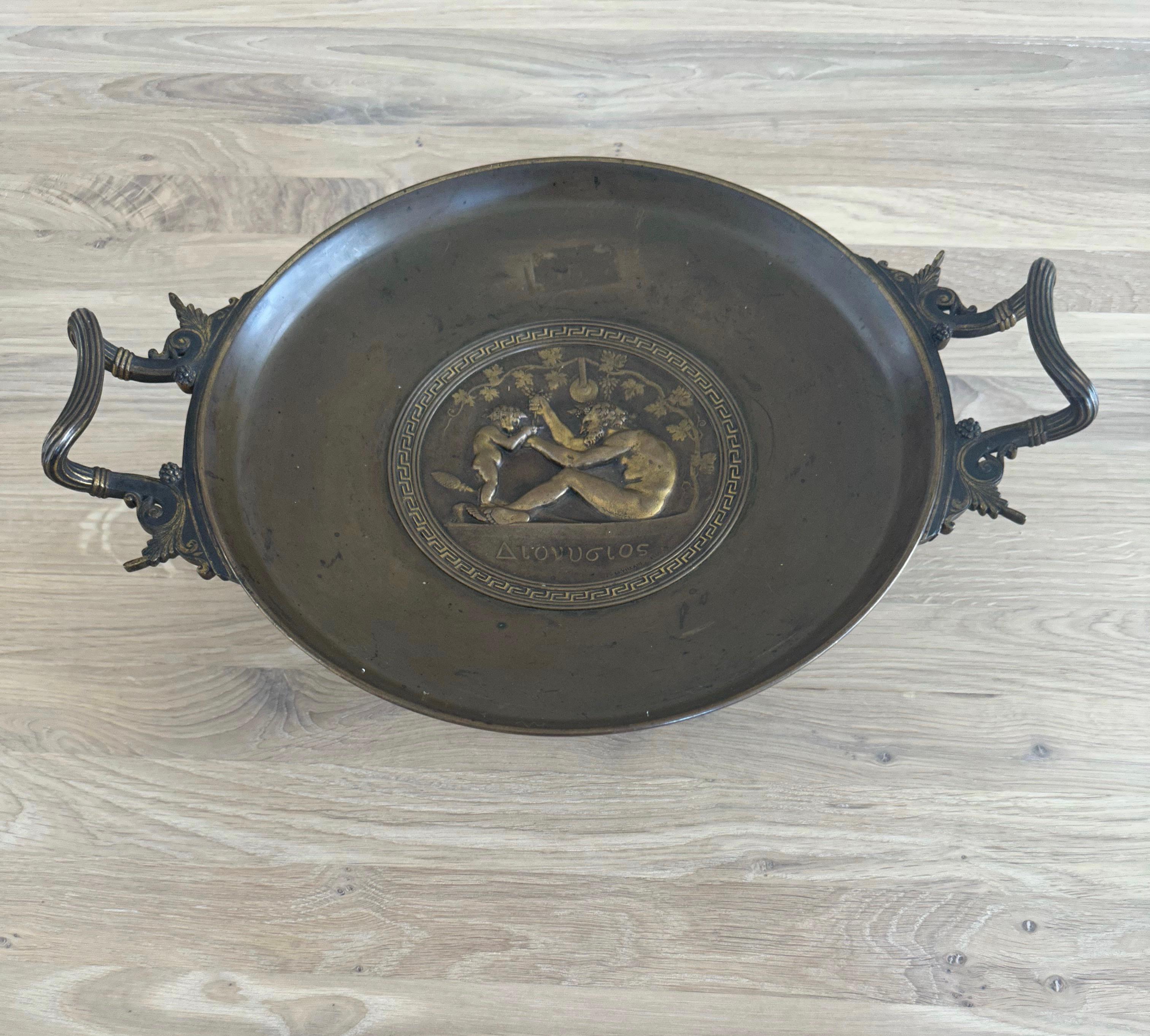 Romain classique Bol de centre de table en bronze ancien fabriqué à la main par F. Levillain & Barbedienne en vente