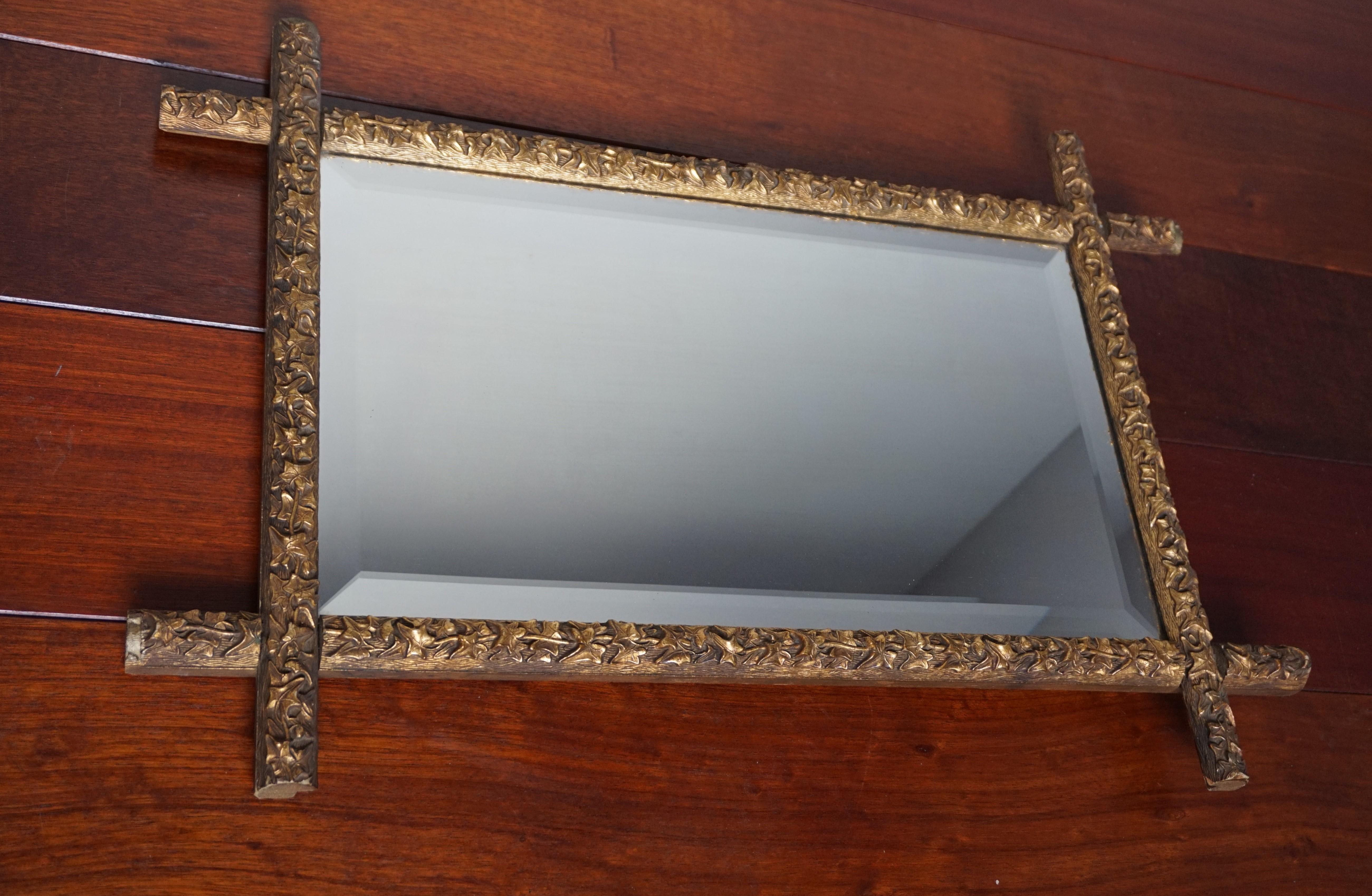 Antique Handcrafted Gothic Revival Gilt Leafs on Wooden Frame 1880s Cross Mirror For Sale 6