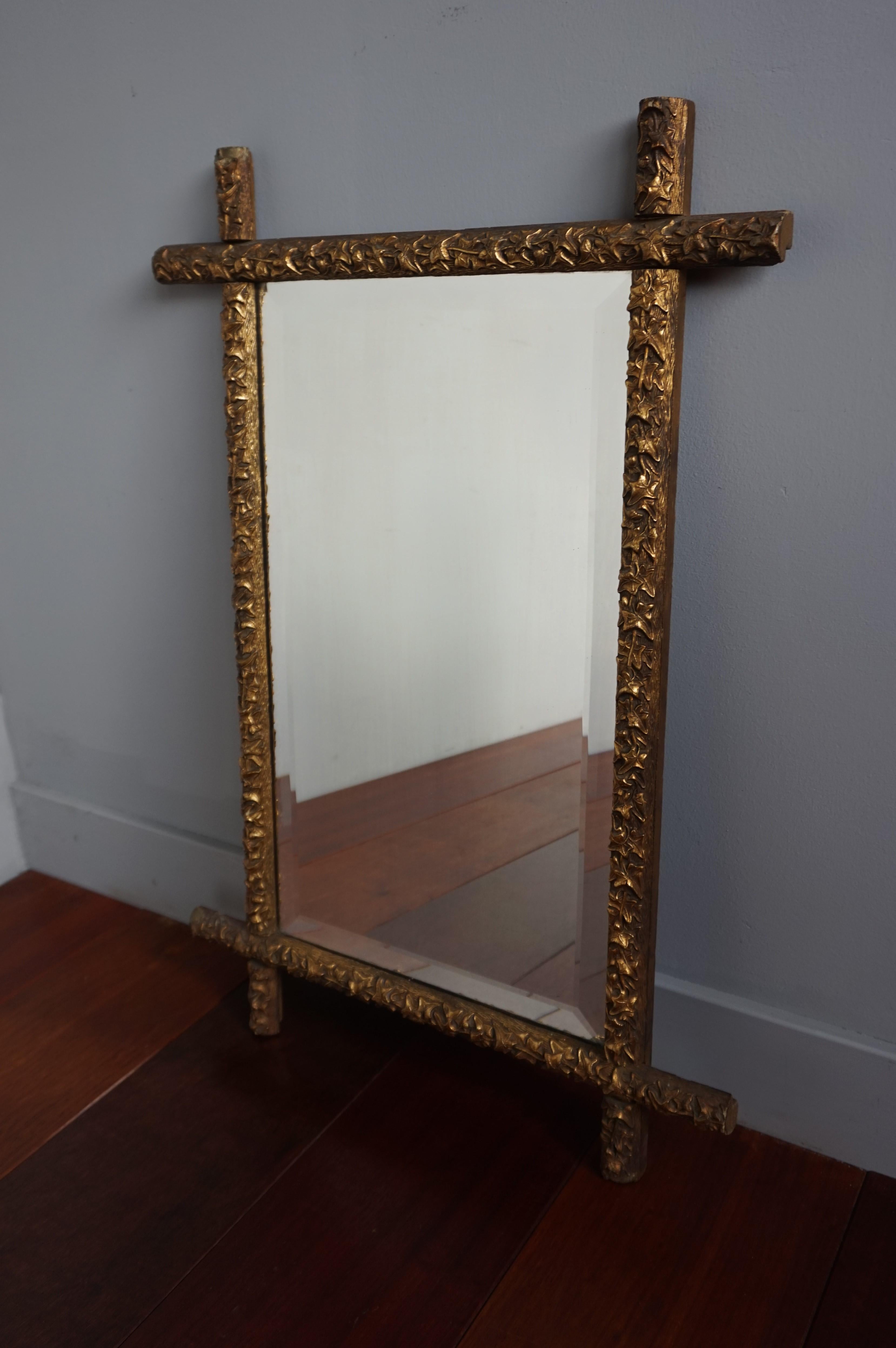Antique Handcrafted Gothic Revival Gilt Leafs on Wooden Frame 1880s Cross Mirror For Sale 10
