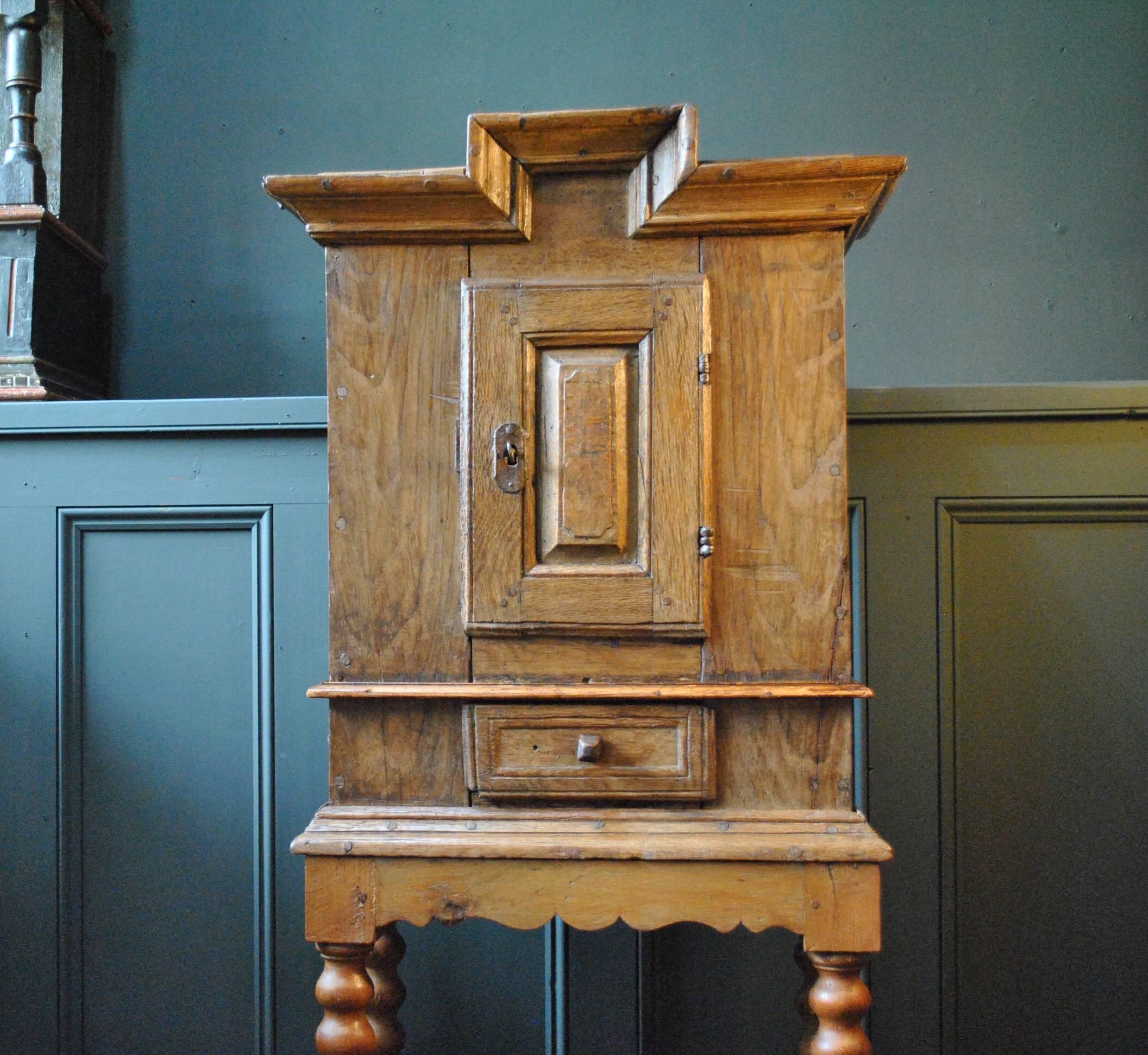 Antique Handcrafted Gustavian Cabinet, circa 1800 2