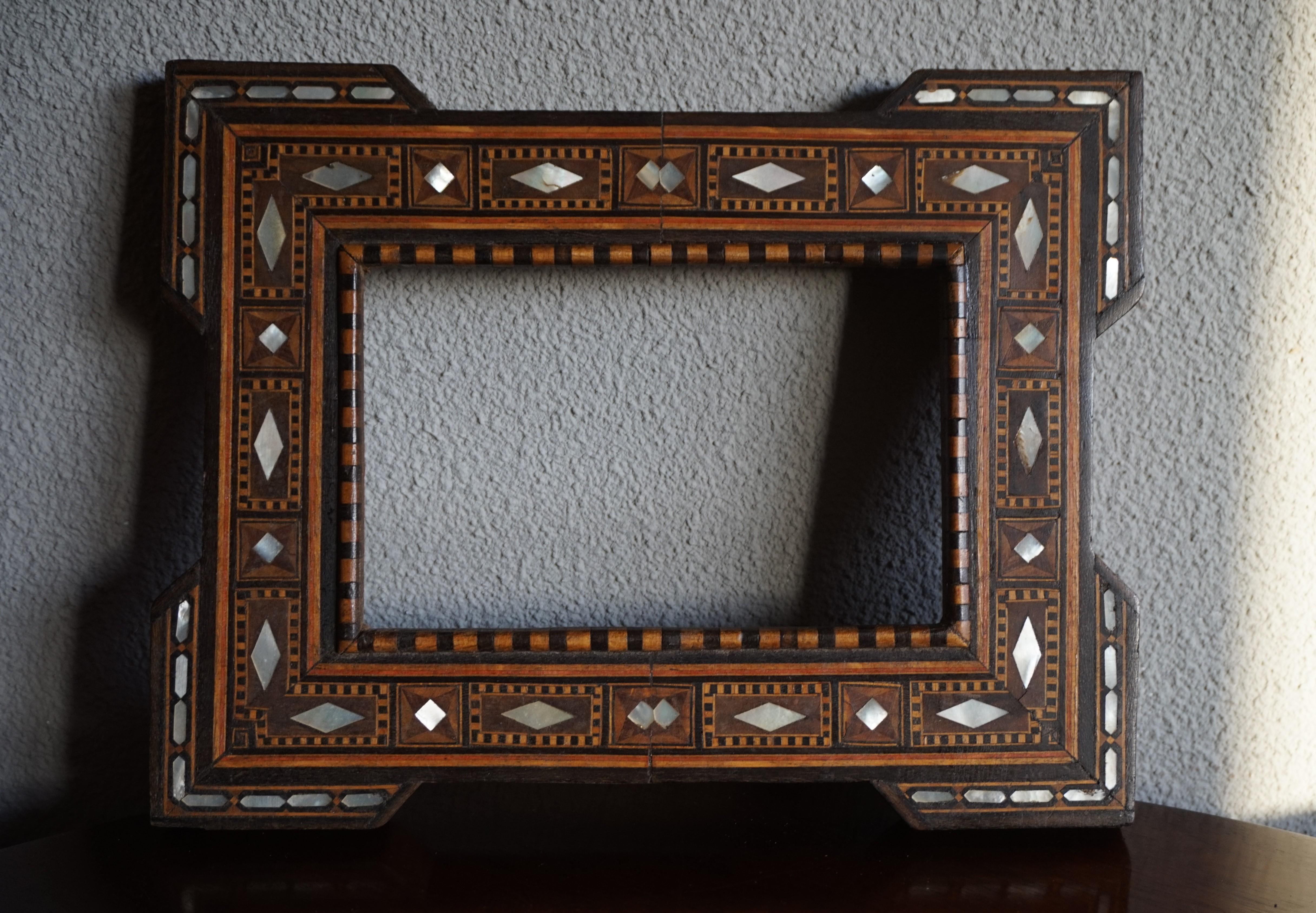 Shell Antique & Handcrafted Pair of Moorish Arabic Motifs Inlaid Picture Photo Frames For Sale