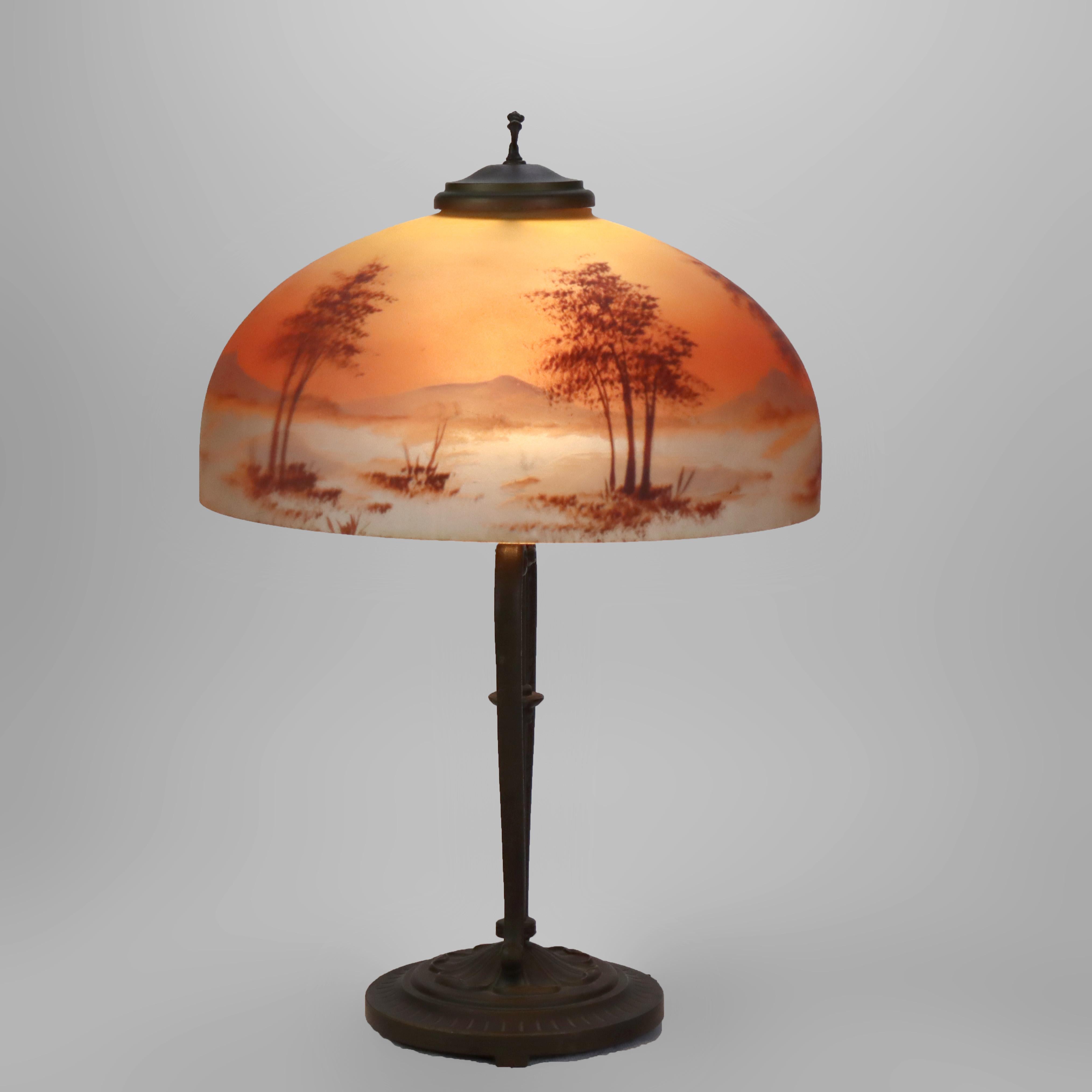 Ancienne lampe de table scénique de l'école Handel peinte à l'envers C1920 en vente 1