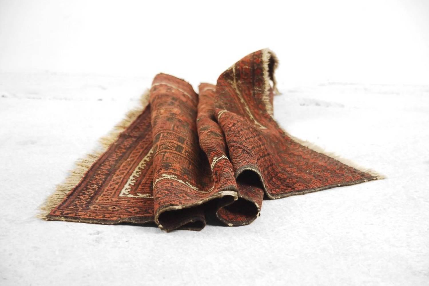 Tapis ancien Baluch fait à la main, années 1920 en vente 8