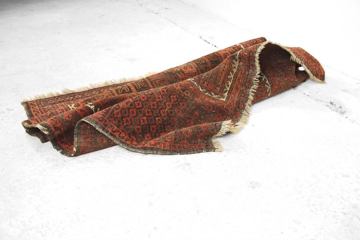 Tapis ancien Baluch fait à la main, années 1920 en vente 9