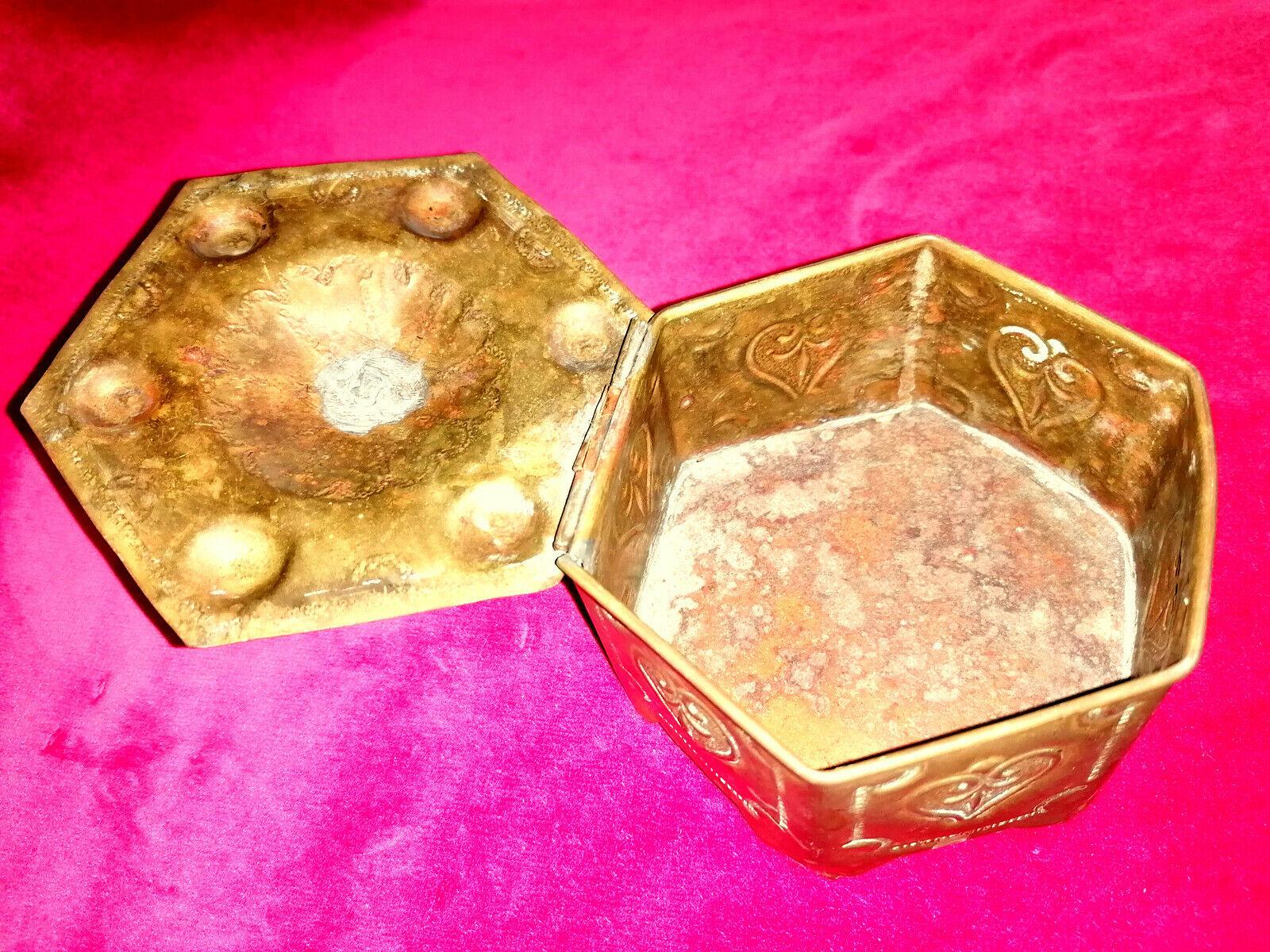 Antique Handmade Carved Brass Tobacco / Tea Tin Box with Lid, 18th C For Sale 4