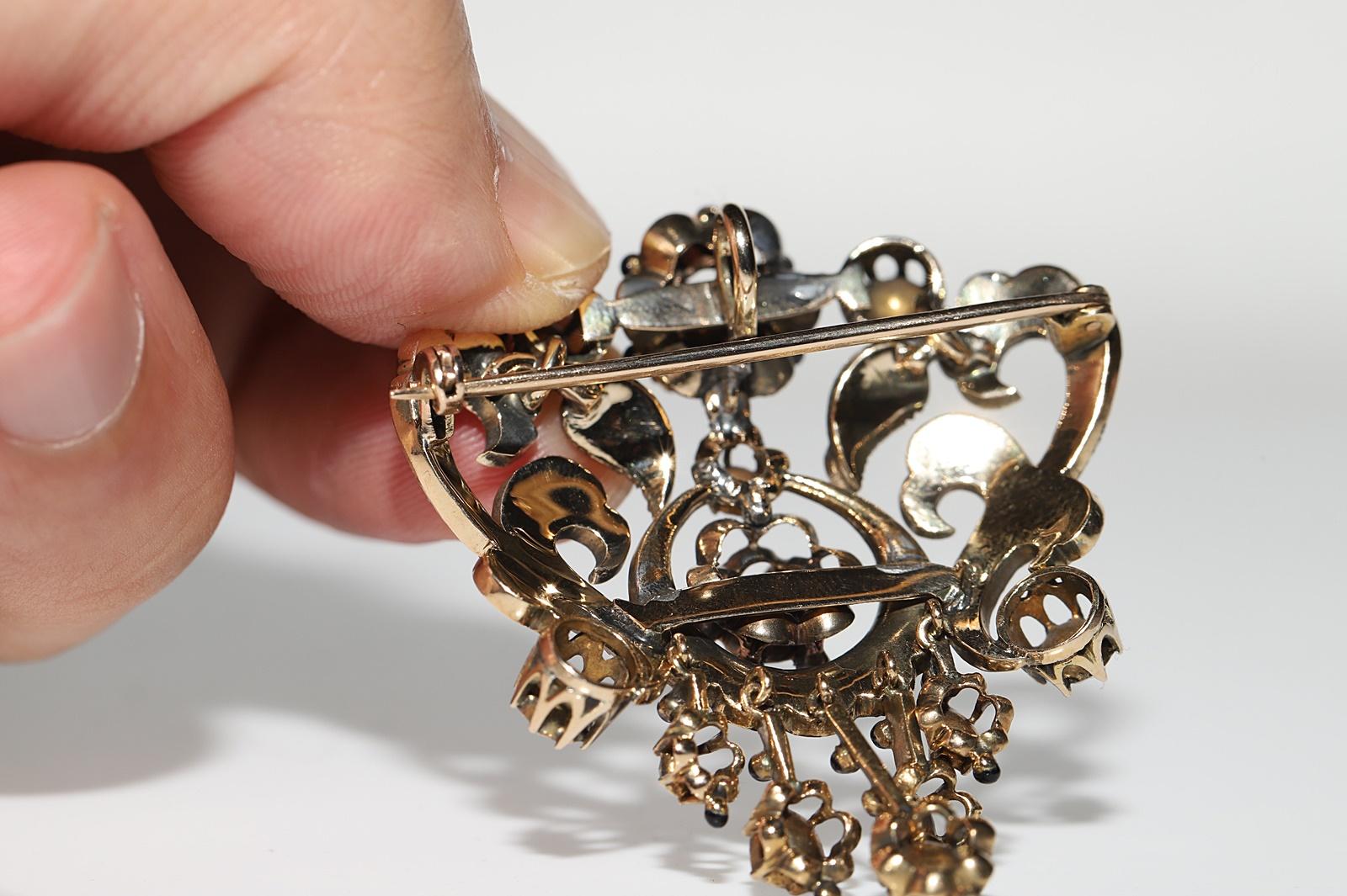 Antique Handmade Circa 1870s 14k Gold Natural Rose Cut Diamond Enamel Brooch For Sale 3