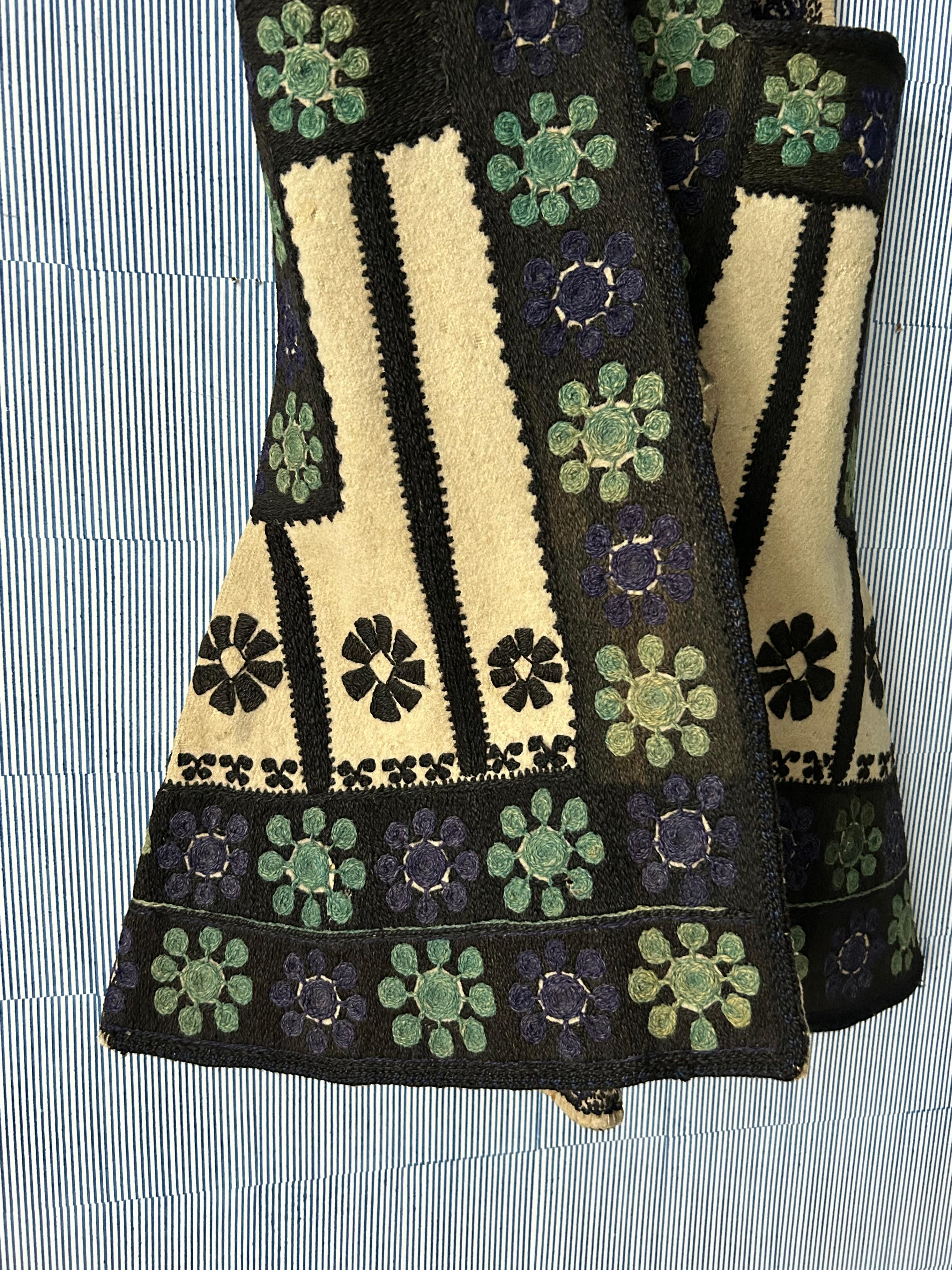 Antique Handmade Folklore Vest with Unique Details, Greece, 19th Century In Good Condition For Sale In Copenhagen K, DK