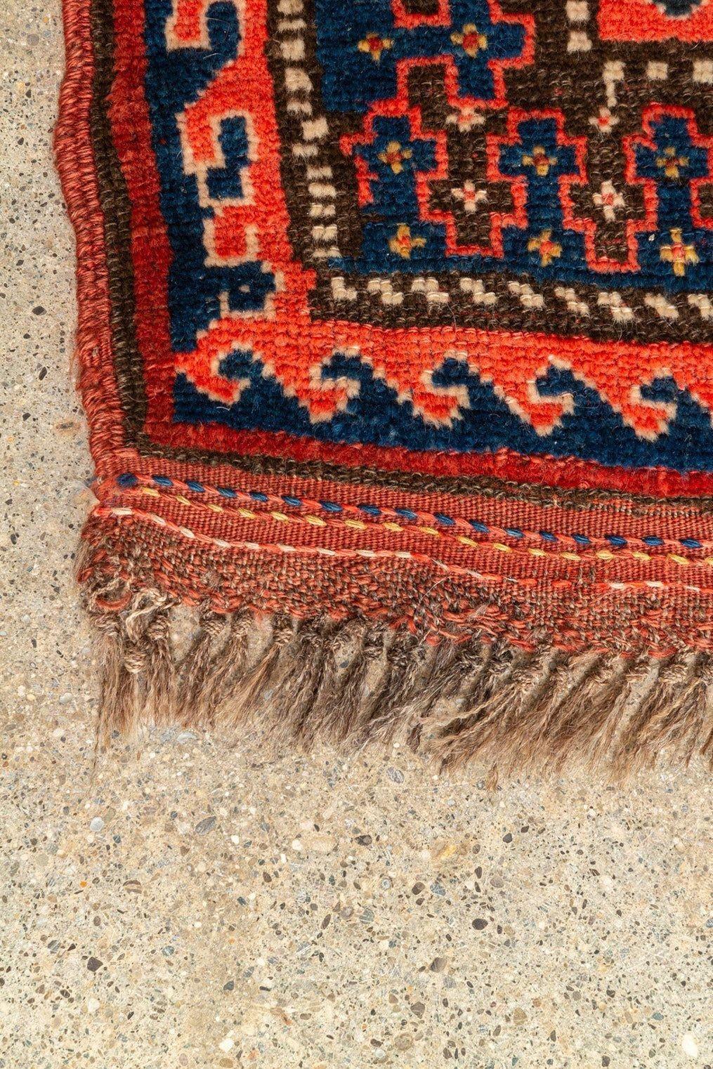 Tappeto antico fatto a mano curdo rosso e rosa Runner 6x11 in vendita 3