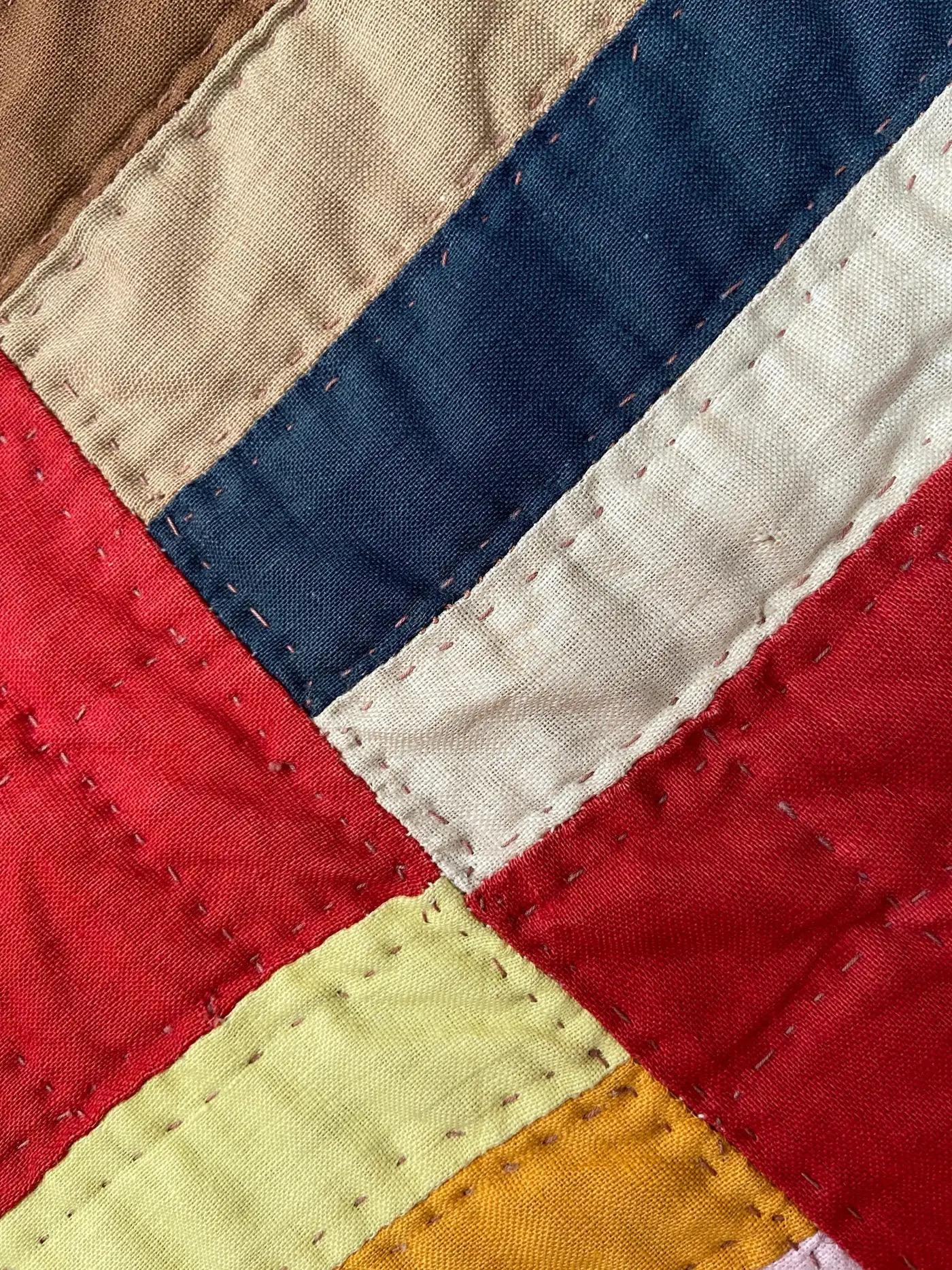 Antiker handgefertigter Patchwork Joseph's Coat Variation Quilt in Rot, USA, 1880er Jahre im Angebot 2
