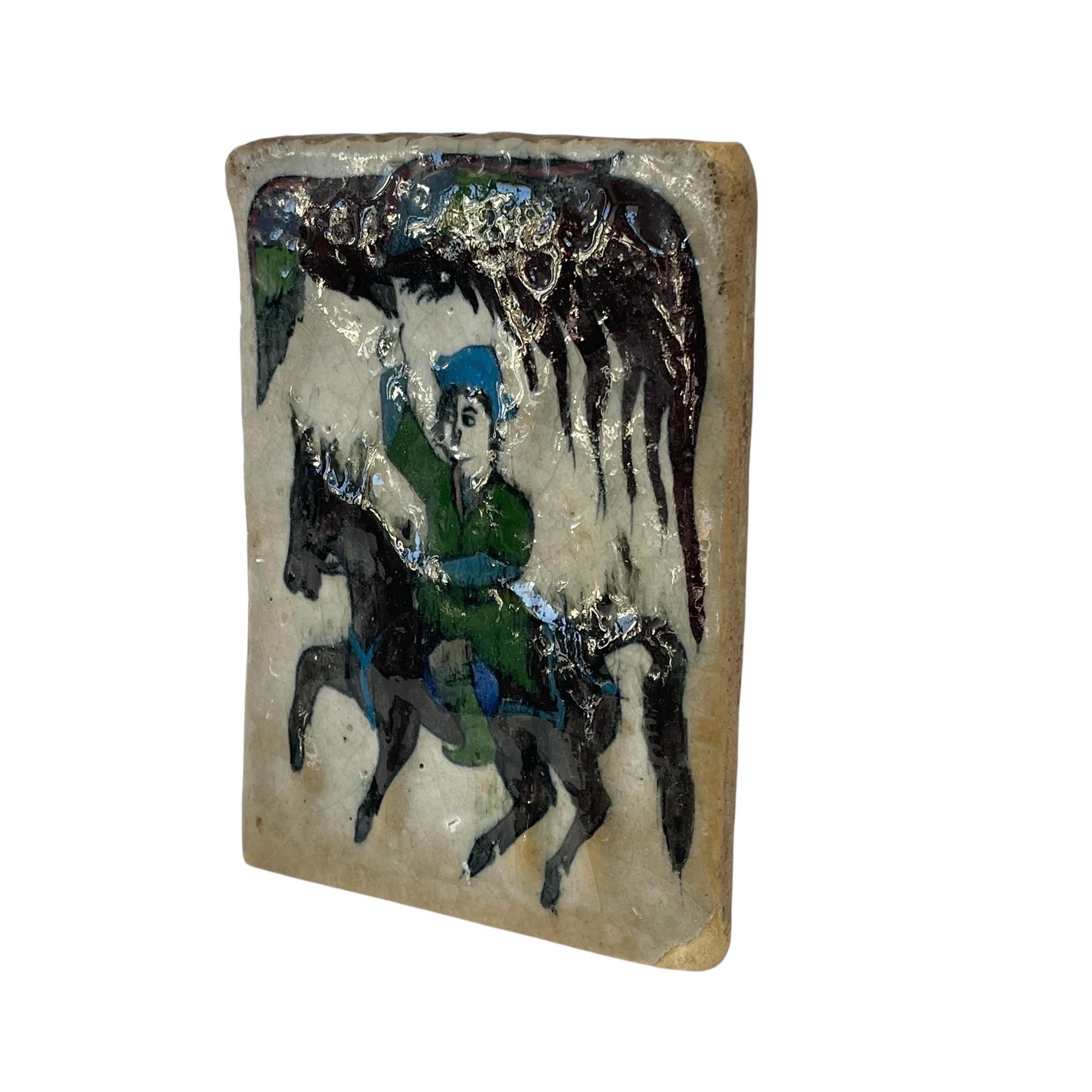 Persiano Antica piastrella persiana Qajar in argilla smaltata fatta a mano, Iran, Circa 1900 in vendita