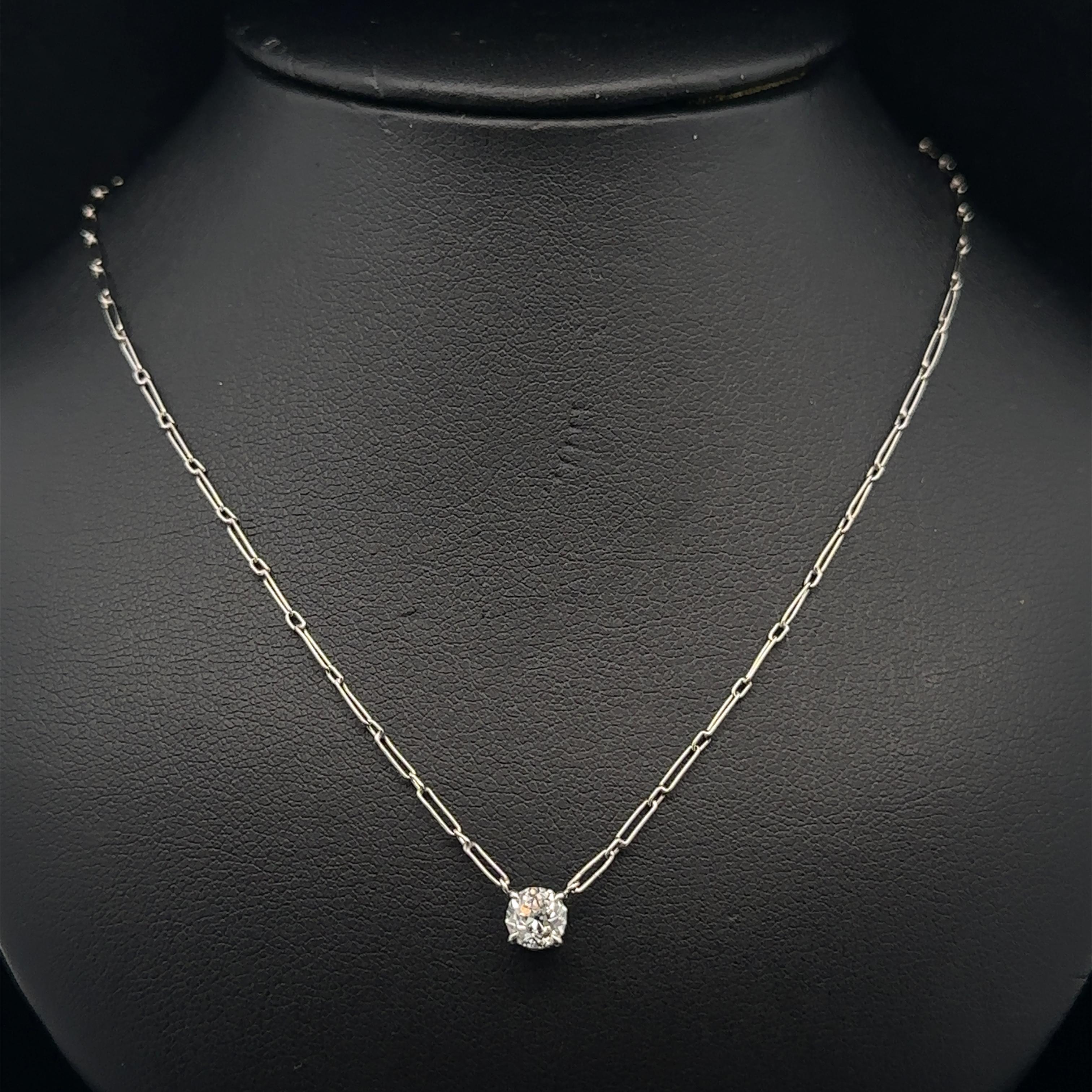 De las mujeres Collar Colgante Solitario Antiguo de Platino Hecho a Mano GIA 0.51ct Diamante Antiguo en venta