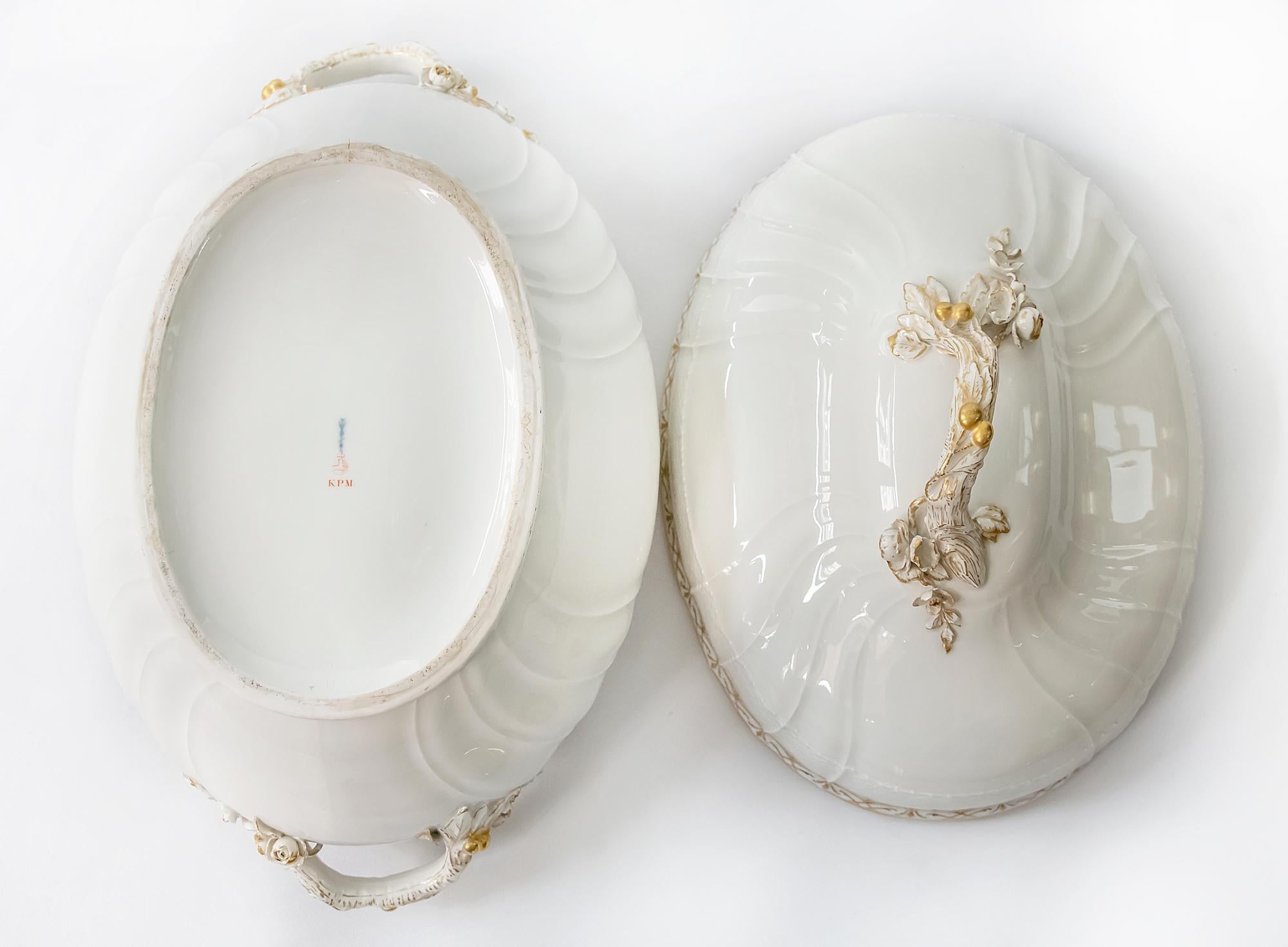 Antique Handmade Porcelain Soup Tureen by KPM For Sale 1