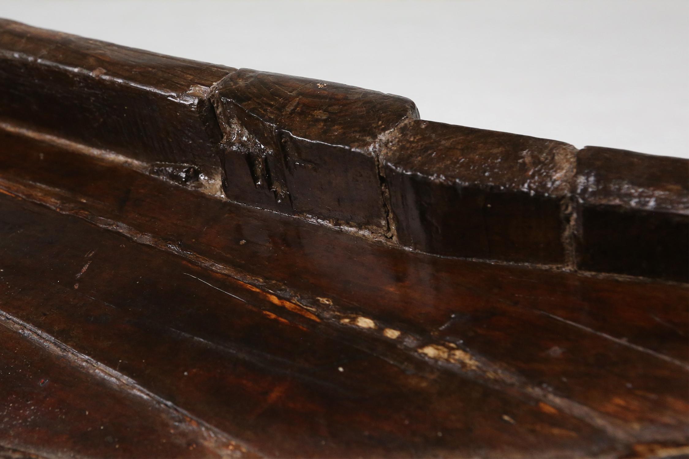 Antique handmade wooden trough or bowl Wabi Sabi, 19th Century For Sale 5