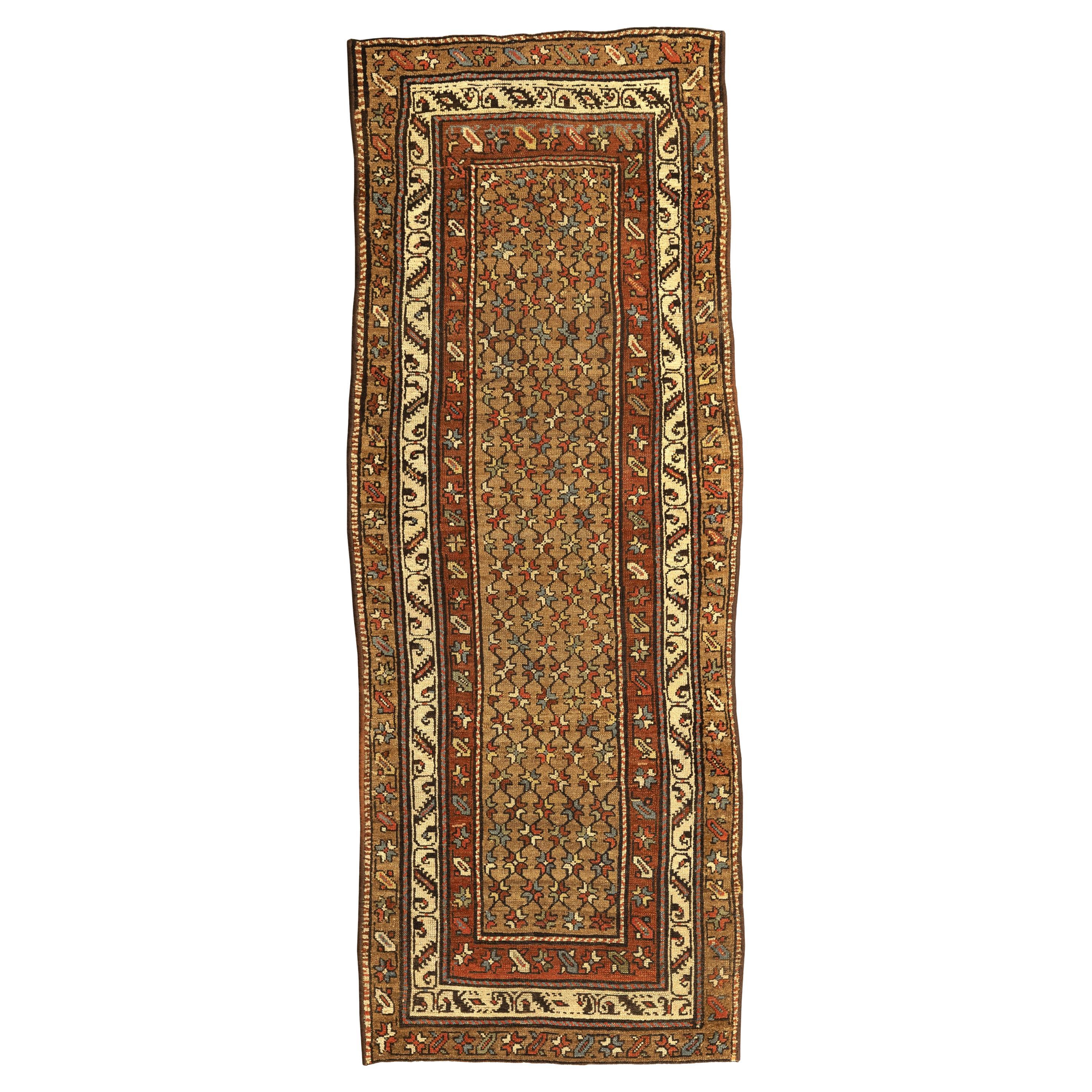 Antiker handgewebter Läufer aus Lori-Wolle mit geometrischem Tribal-Design im Angebot