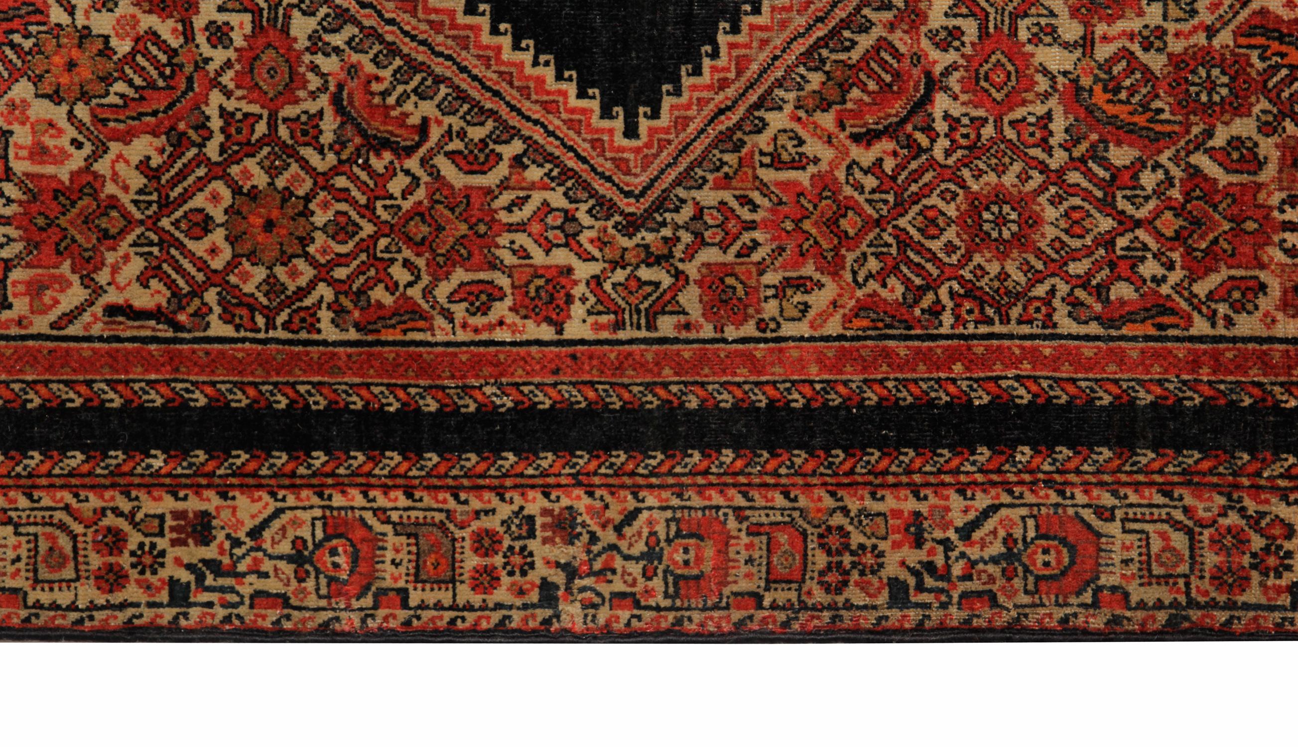 Antiker handgewebter Teppich aus orientalischer Wolle, rostfarben, geometrischer Teppich (Stammeskunst) im Angebot