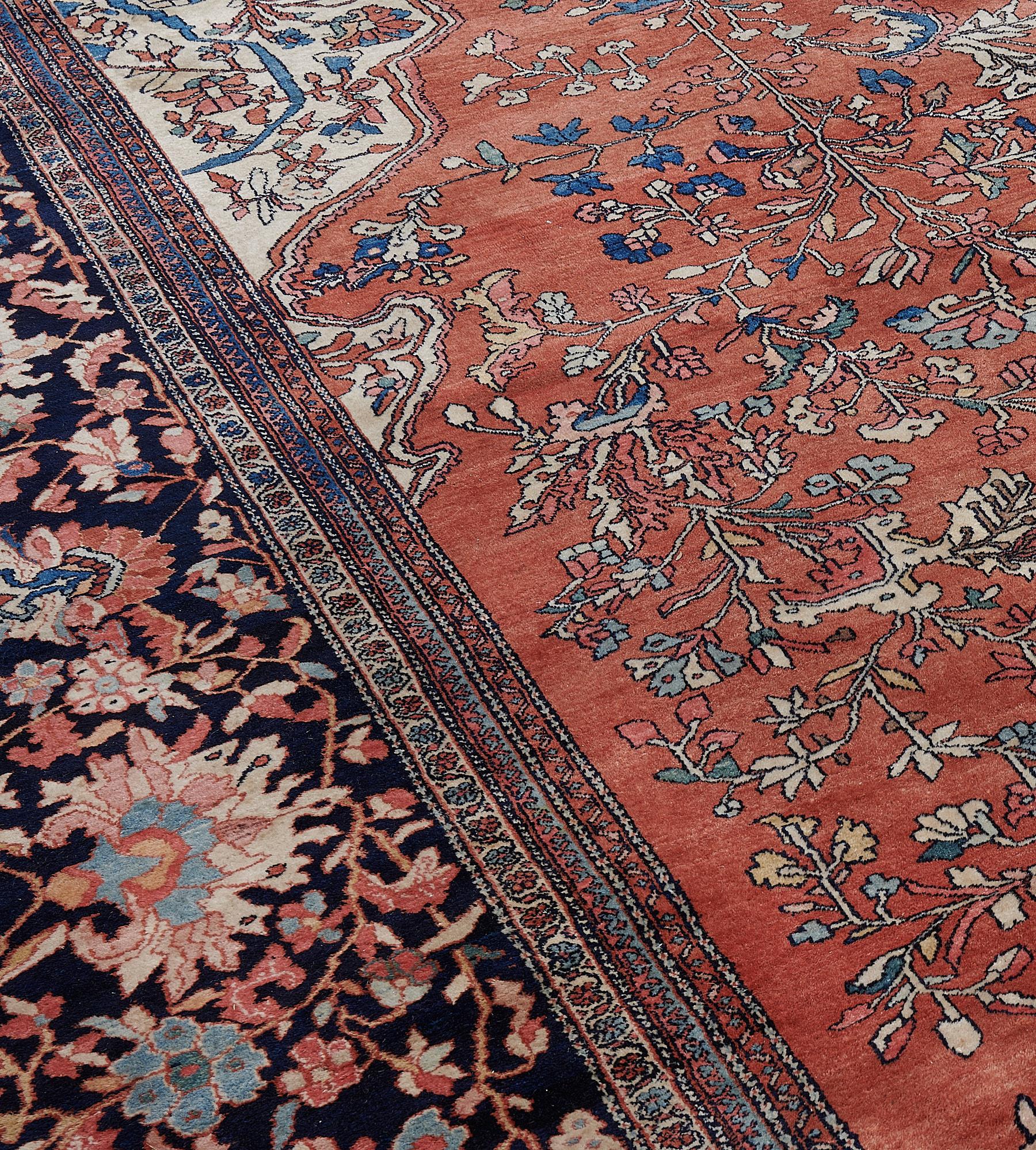 Antique Handwoven Persian Faraghan Rug in Perfect Condition For Sale 3