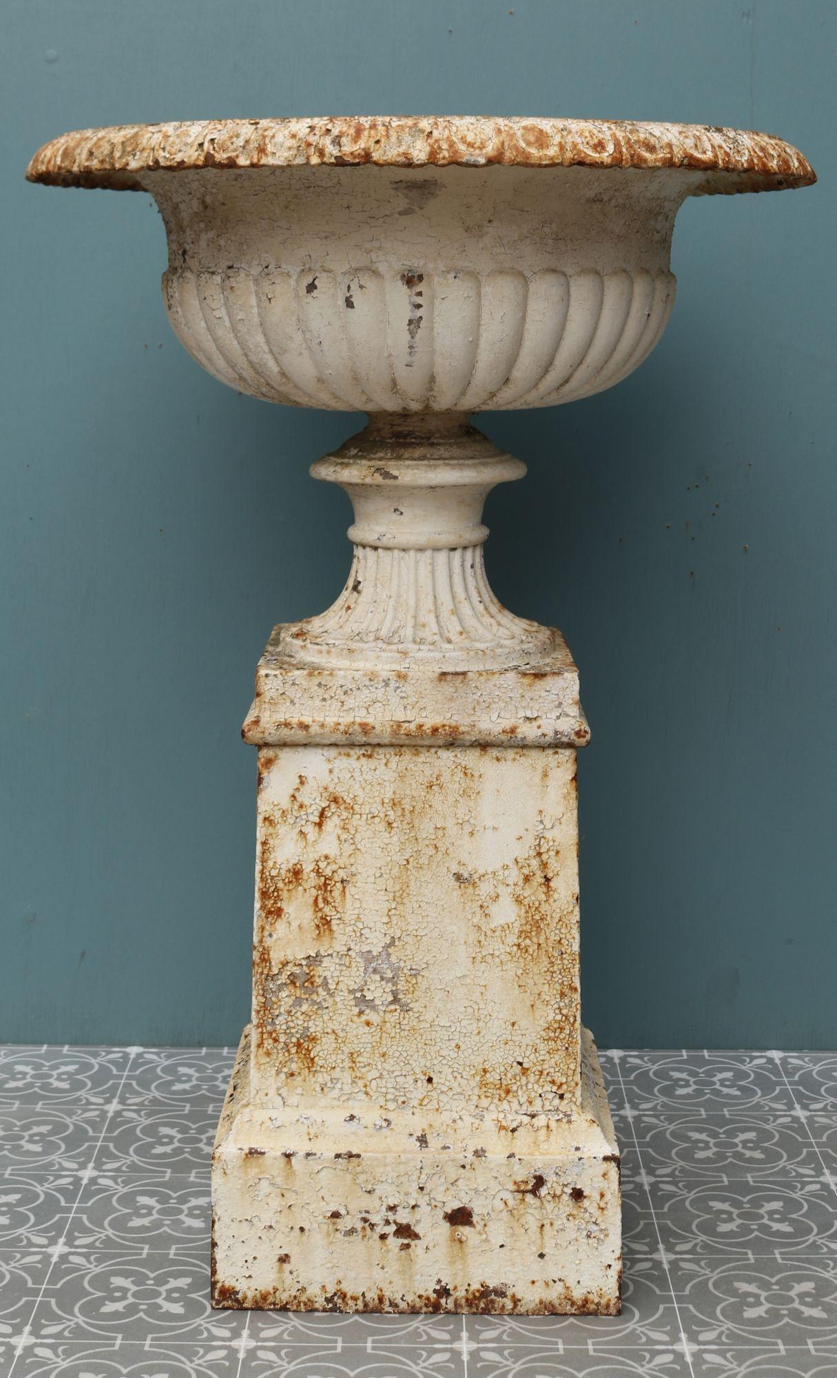 19th Century Antique Handyside Cast Iron Tazza Urn For Sale