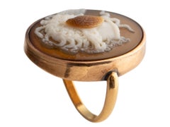 Bague ancienne en pierre dure Agate Medussa Or