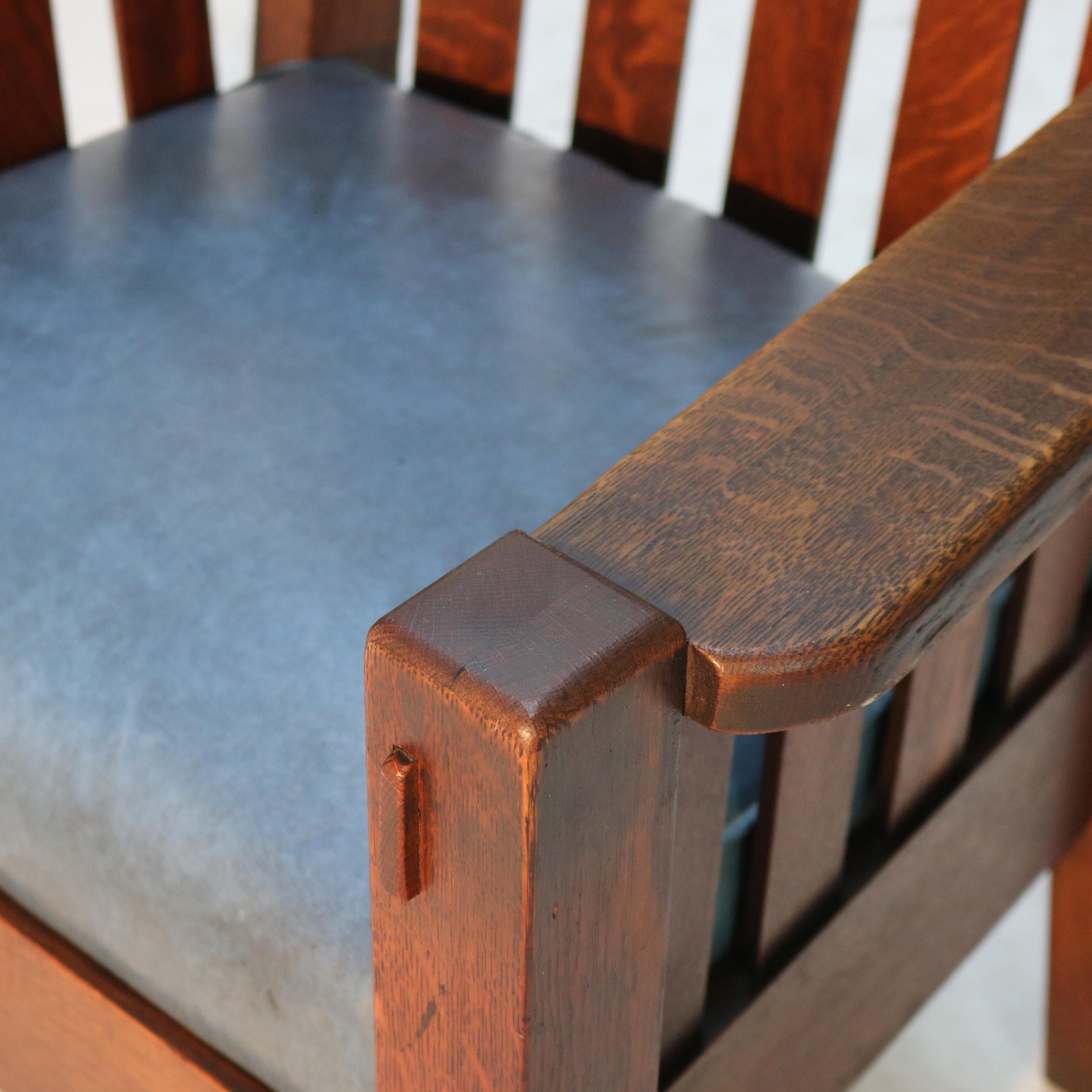 Antique Harden Line Arts & Crafts Mission Oak Slat Back Arm Chair C1910 In Good Condition For Sale In Big Flats, NY
