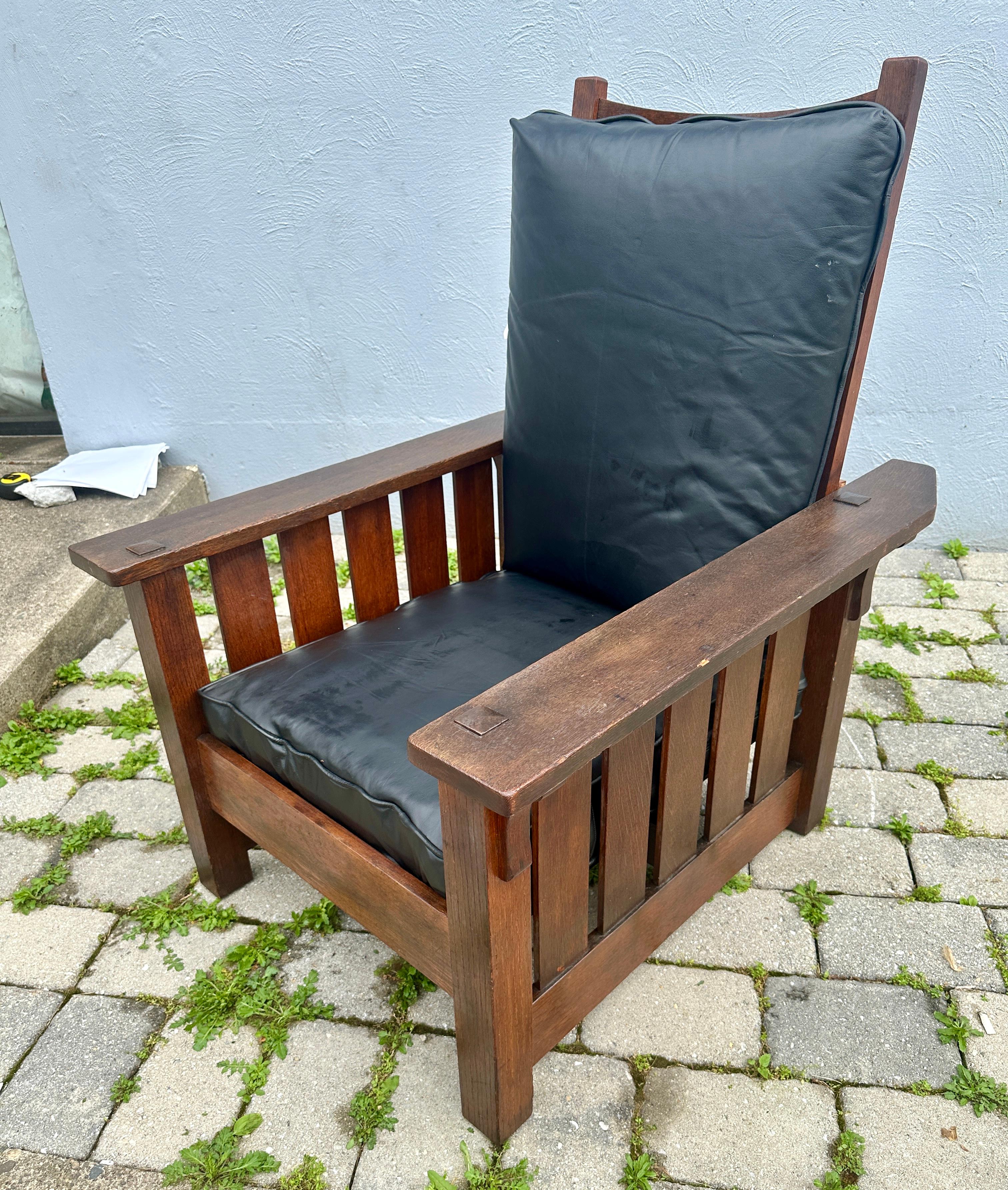 20th Century Antique ARTS and CRAFRS nice HARDEN Morris Chair recliner Stickley era - W7906