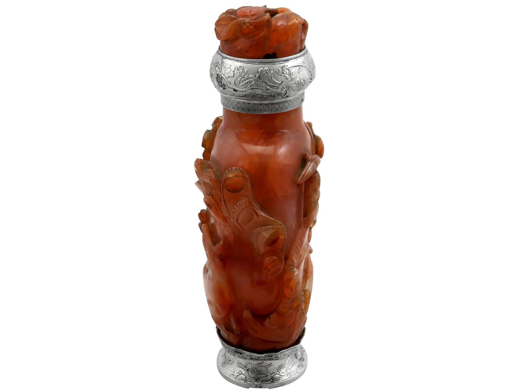 Antico flacone per profumi in pietra dura e argento, circa 1840 in vendita 2