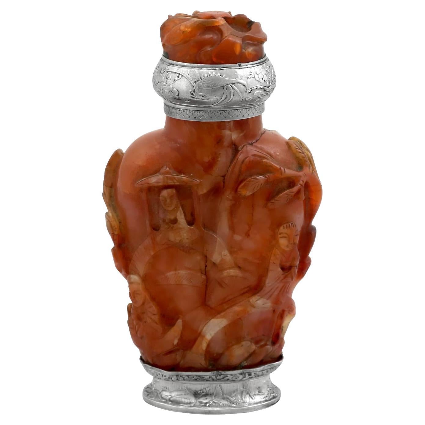 Antiguo frasco de aroma de piedra dura y plata Circa 1840
