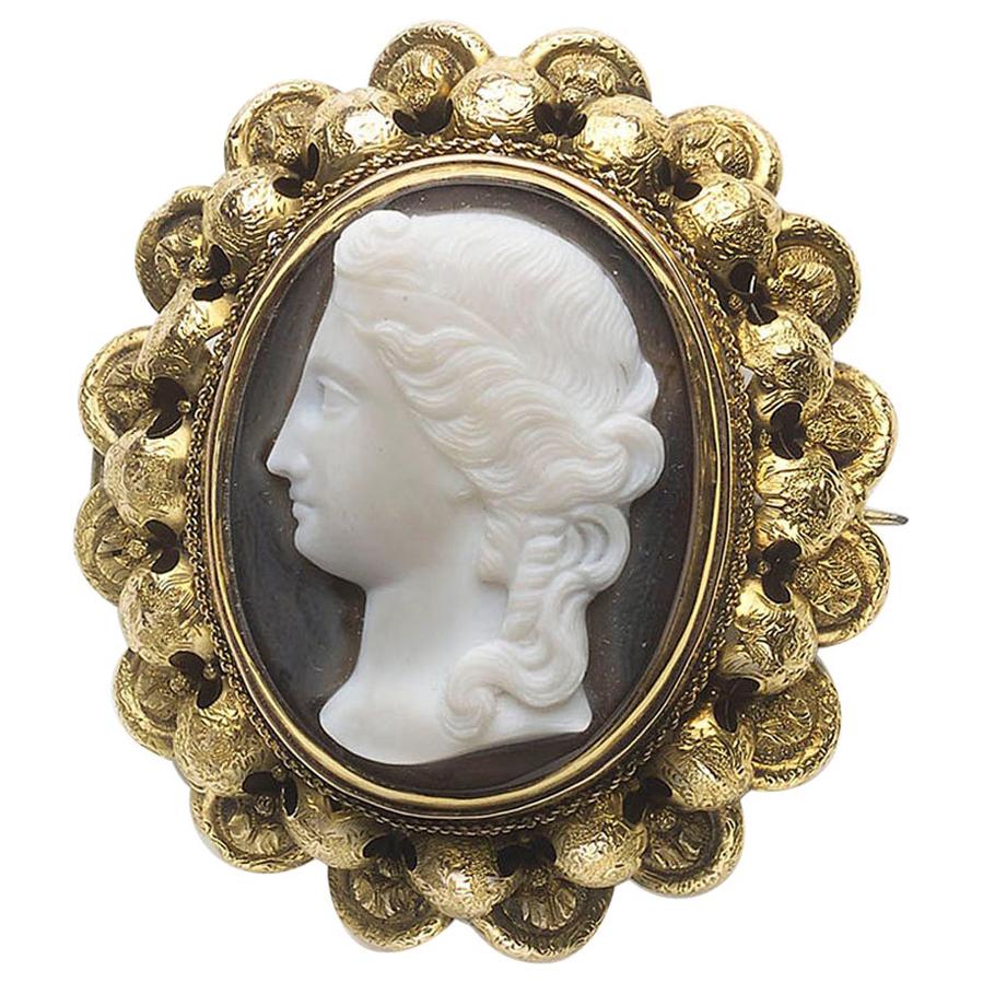Antique Hardstone Cameo And Gold Brooch, Circa 1875 For Sale