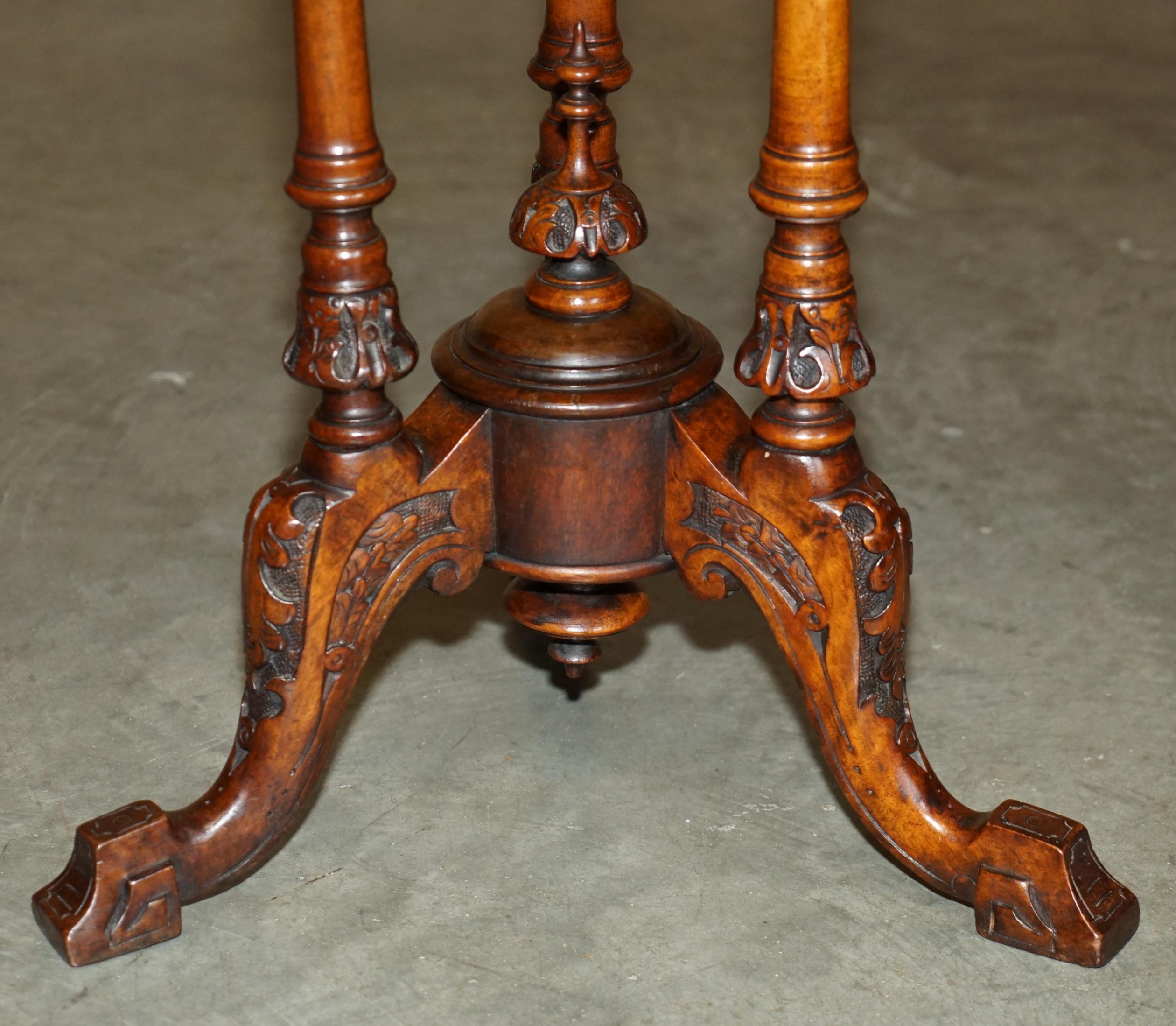 ANTIQUE HARDWOOD SATiNWOOD & WALNUT CHESS GAMES TABLE WITH LOVELY TURNED BASE im Angebot 2