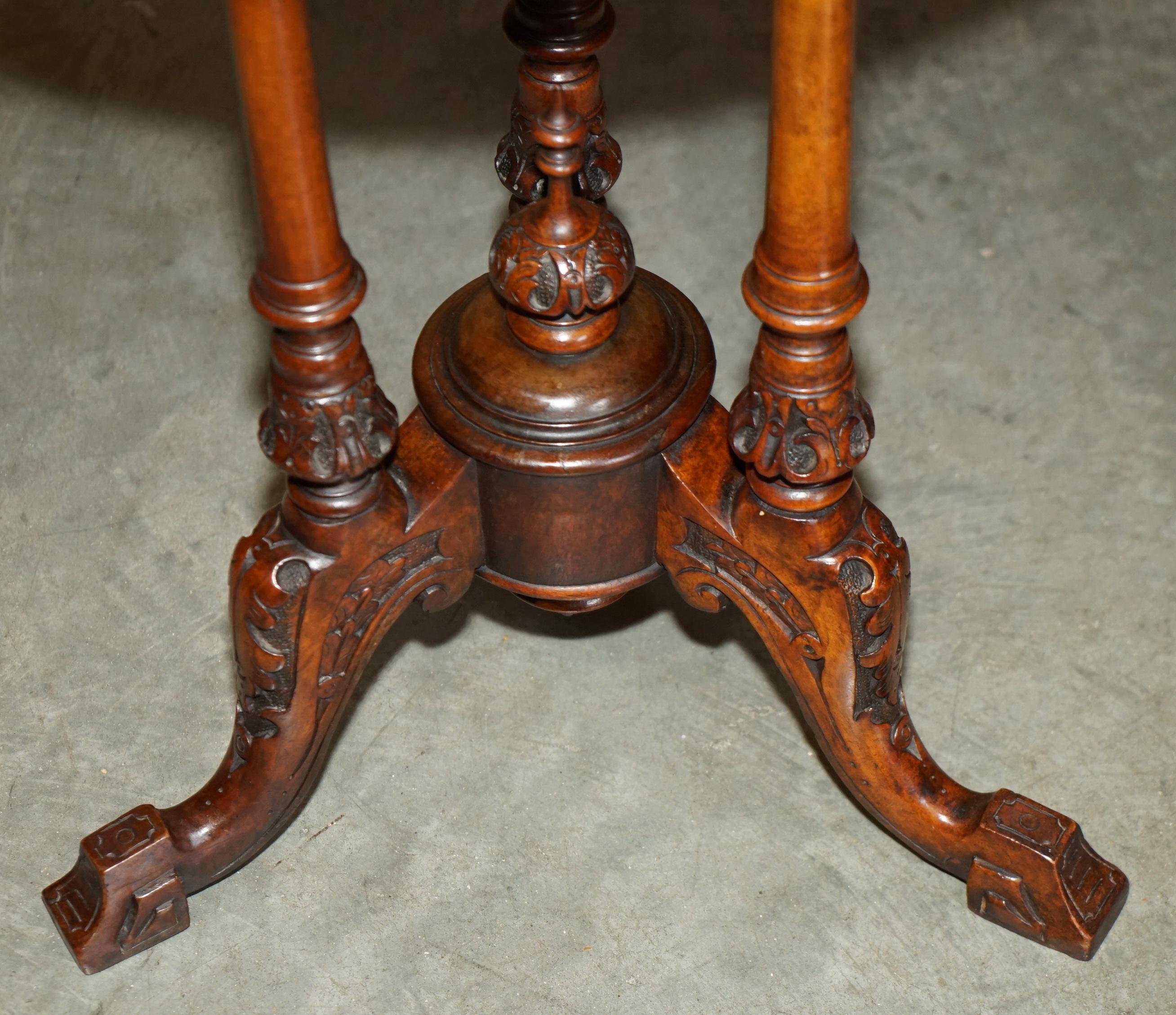 ANTIQUE HARDWOOD SATiNWOOD & WALNUT CHESS GAMES TABLE WITH LOVELY TURNED BASE im Angebot 8