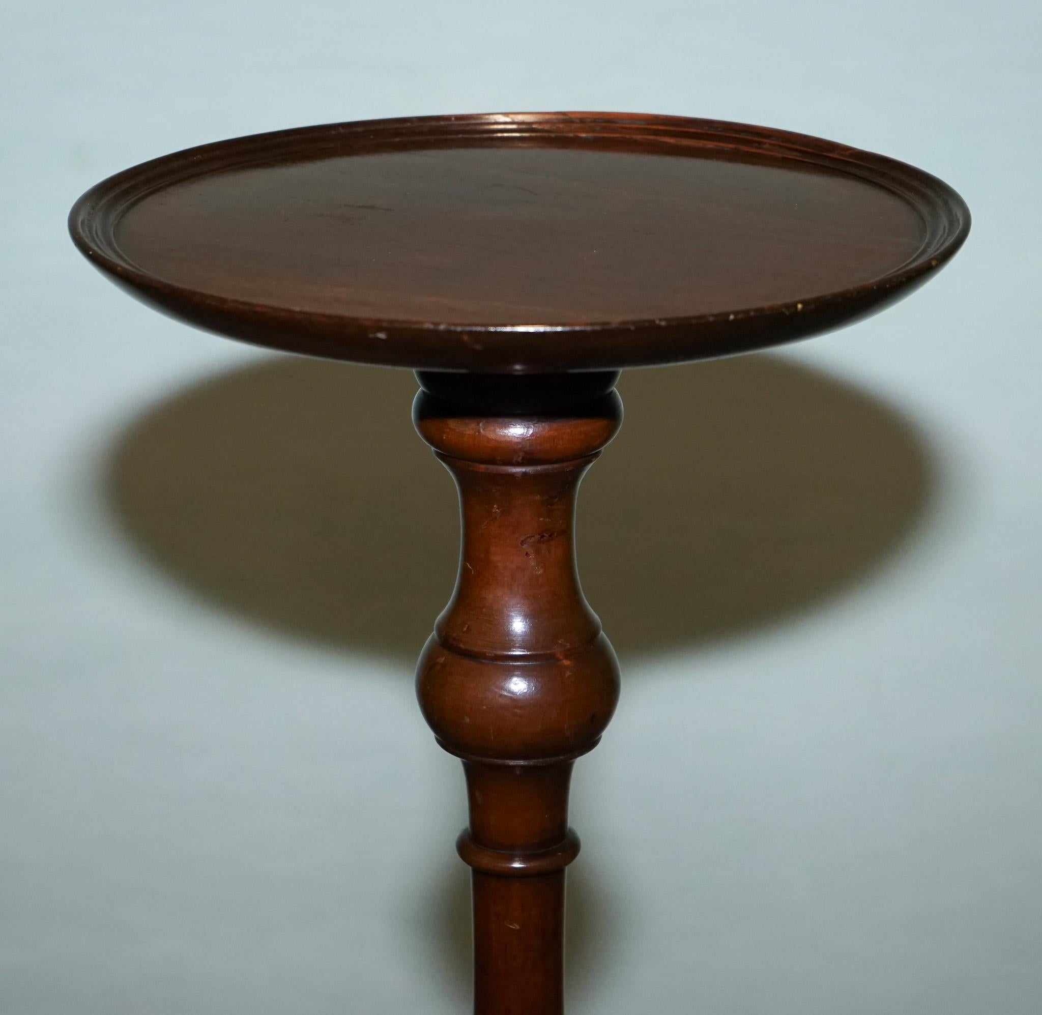 Hardwood ANTIQUE HARDWOOD TRiPOD PEDESTAL PLANT TABLE STAND HAND TURNED COLUMN For Sale