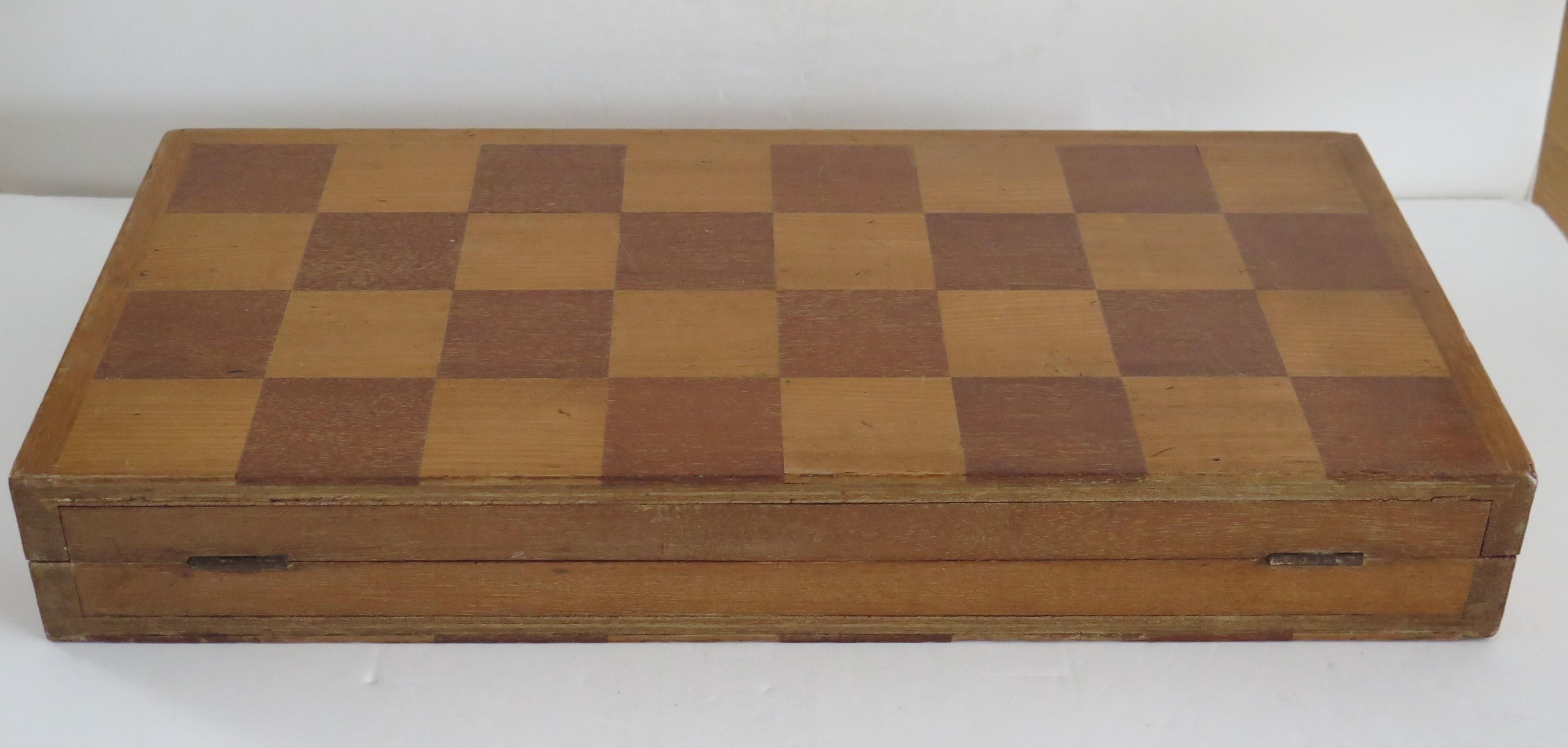 Antique Hardwood Weighted Chess Set in Chess Board Box Kings, Ca 1900 3