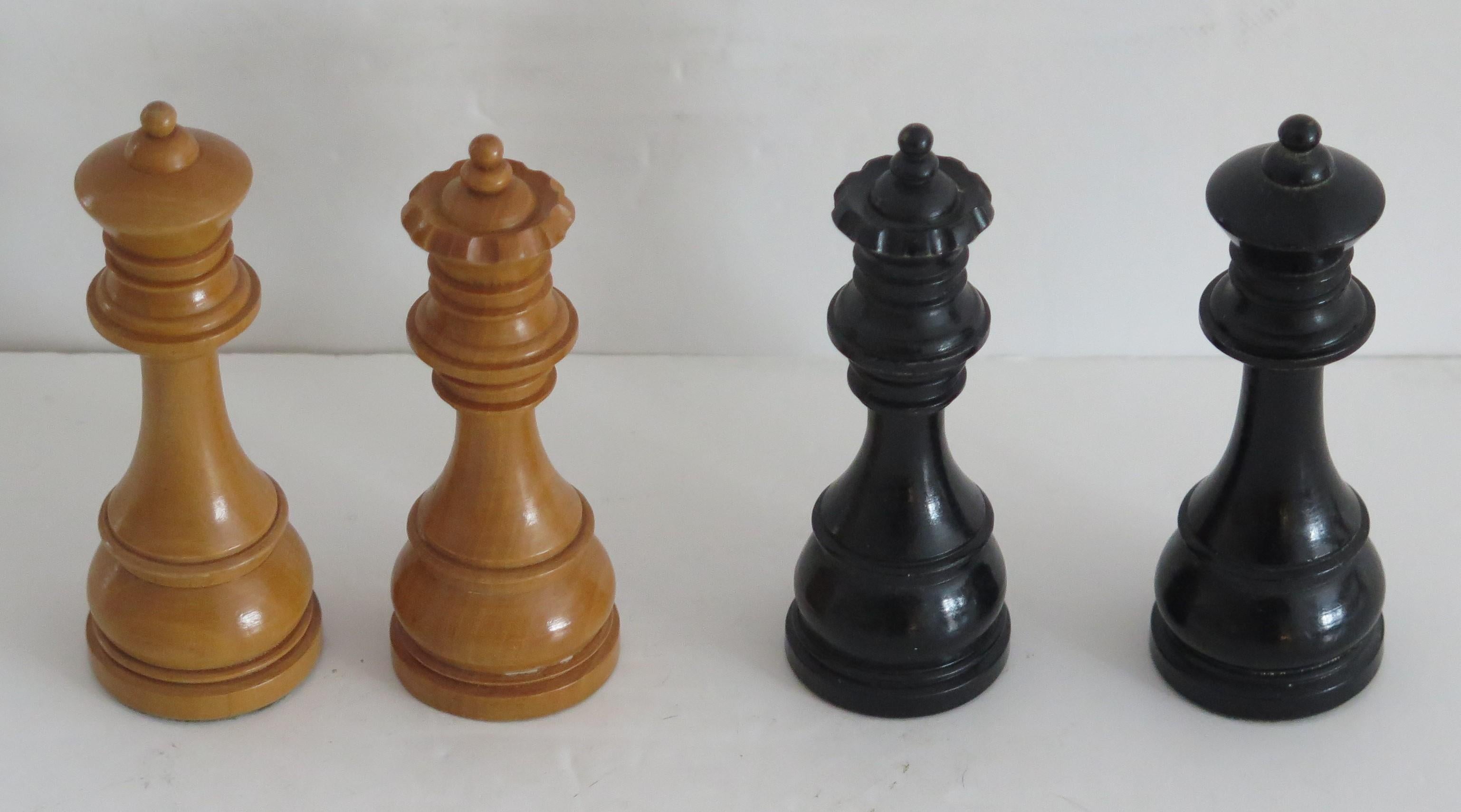 Antique Hardwood Weighted Chess Set in Chess Board Box Kings, Ca 1900 5
