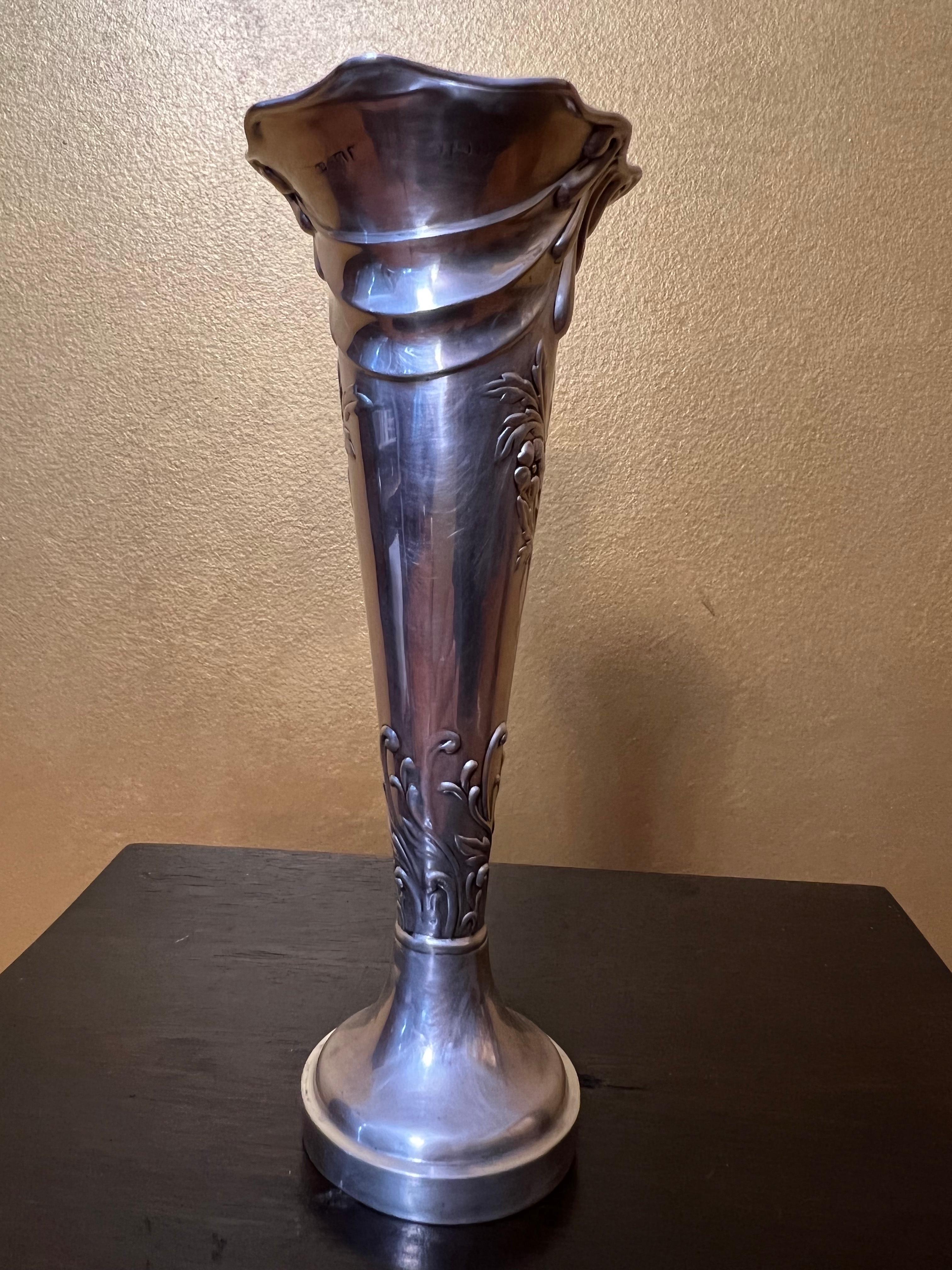Antique Hardy Bros Brisbane & Birmingham 1901 Sterling Silver Trumpet Vase For Sale 1