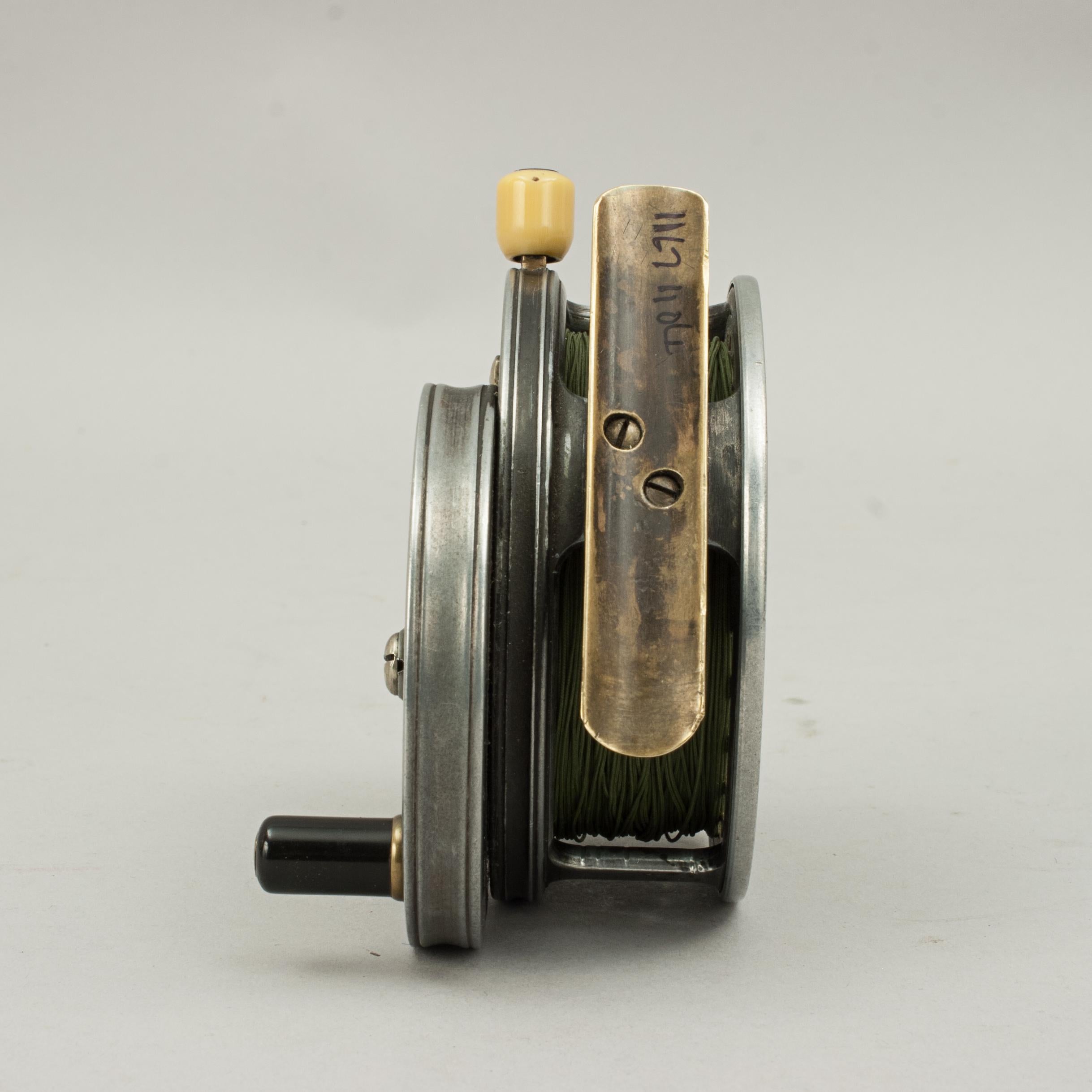 Carrete antiguo Hardy Silex Multiplyer, para pescar truchas a mosca mediados del siglo XX en venta