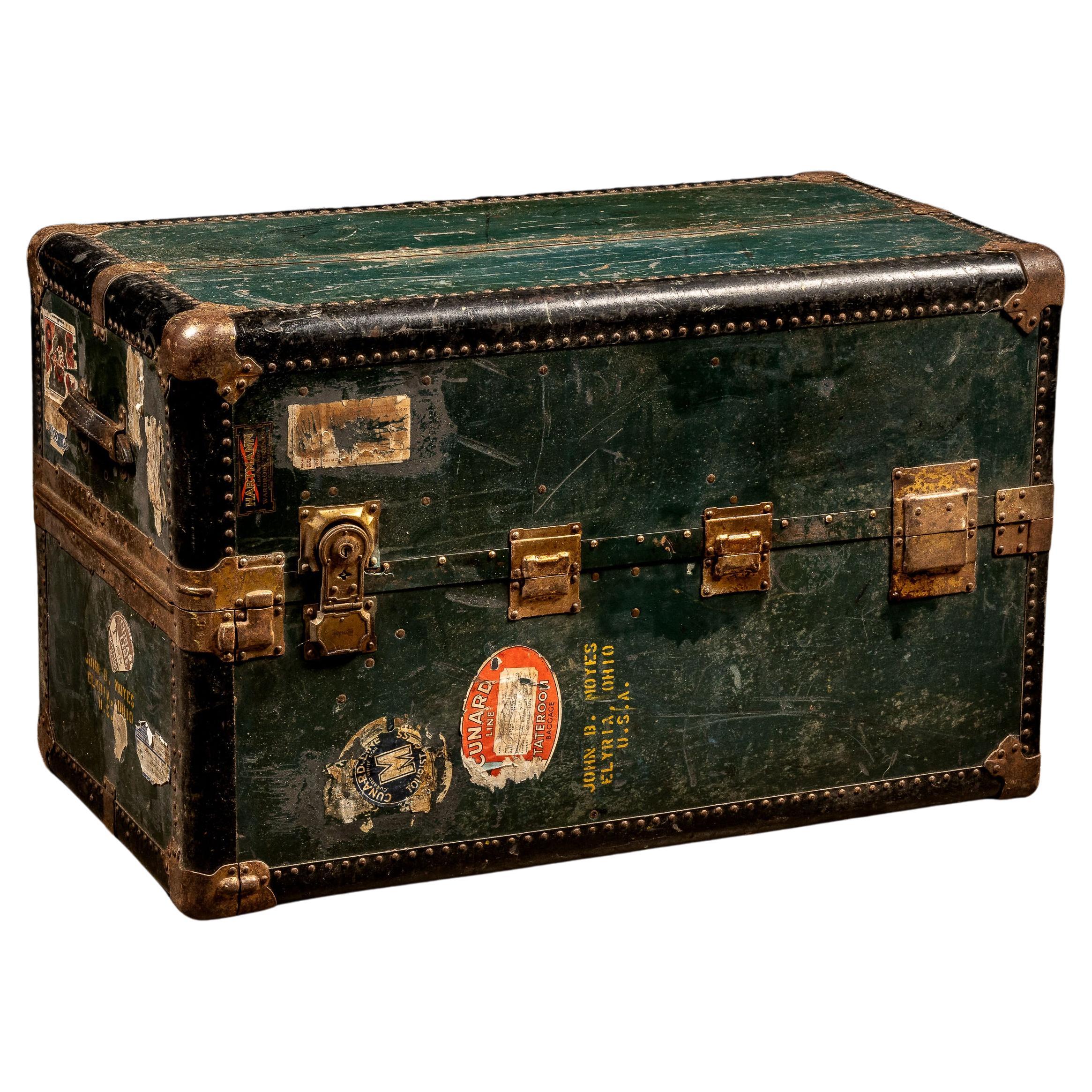 What can I do with old metal trunks?