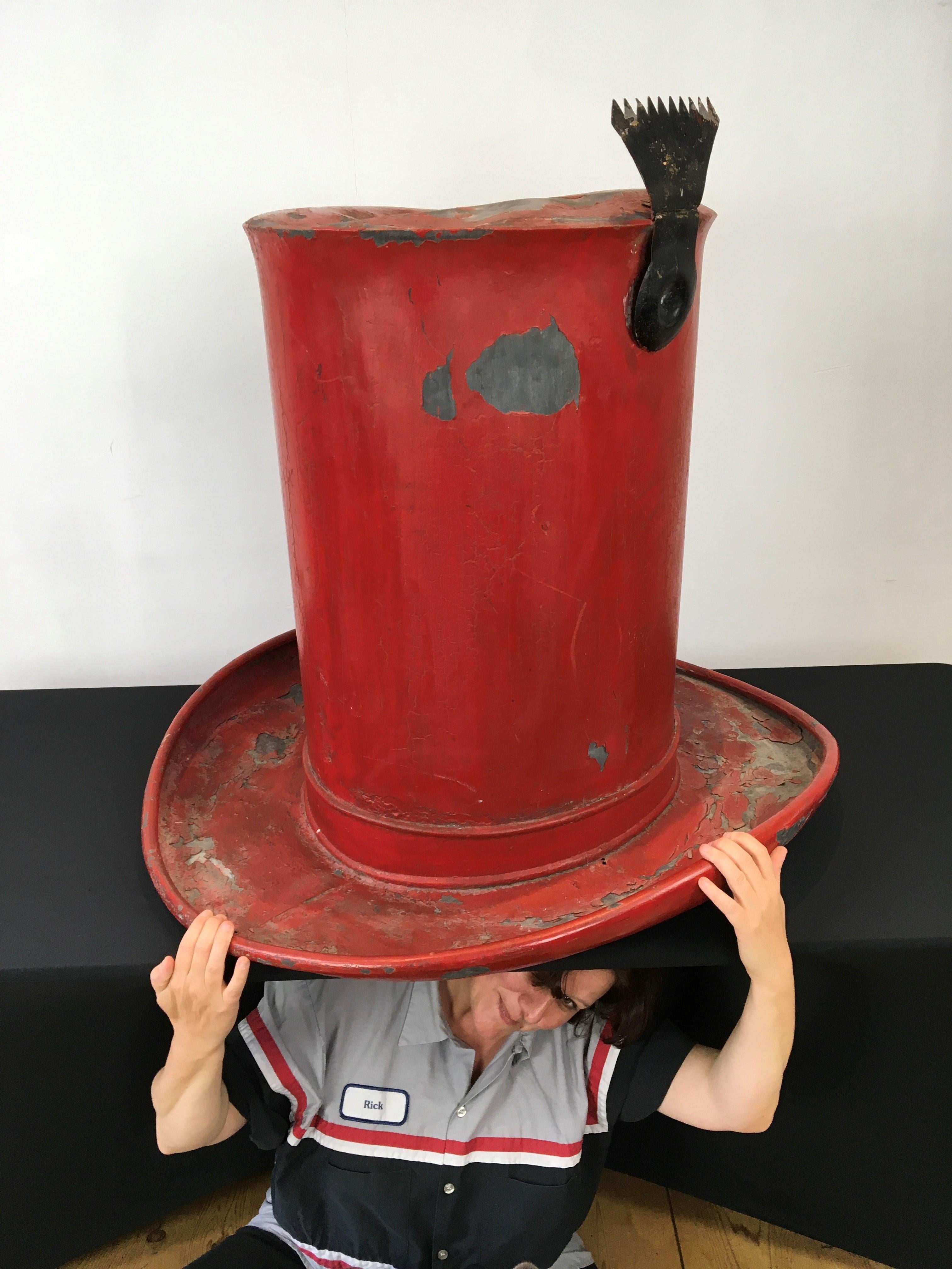 Antikes rotes Zink-Hut-Hersteller-Handelsschild, Frankreich, frühes 20. Jahrhundert  (Volkskunst) im Angebot