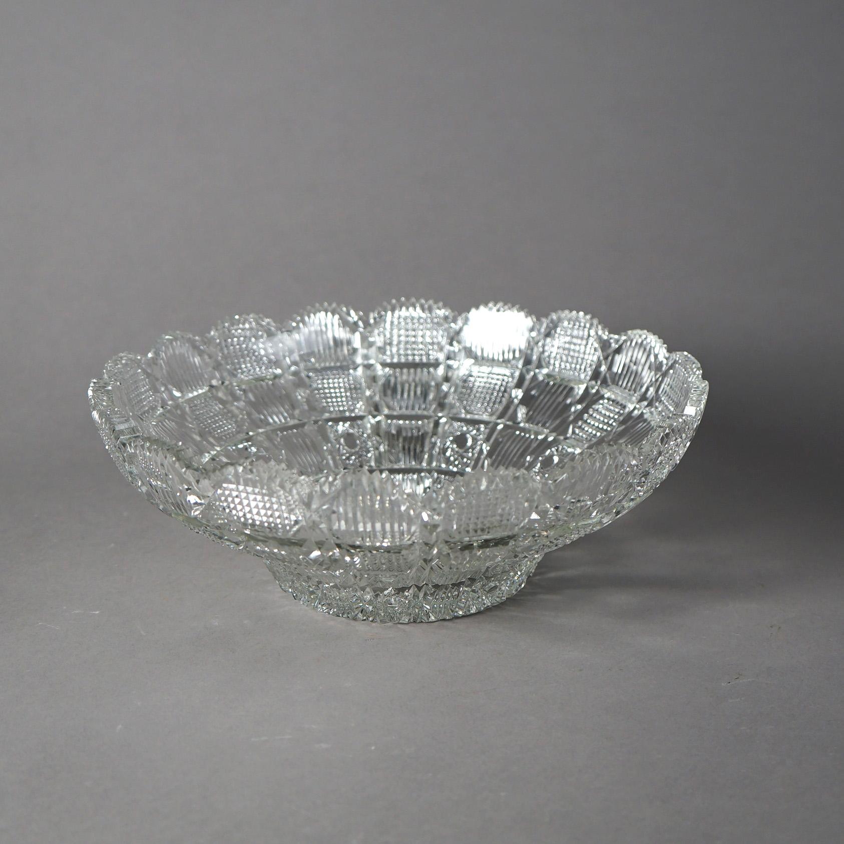 An antique brilliant cut glass bowl in the manner of Hawkes c1900

Measures - 4.25