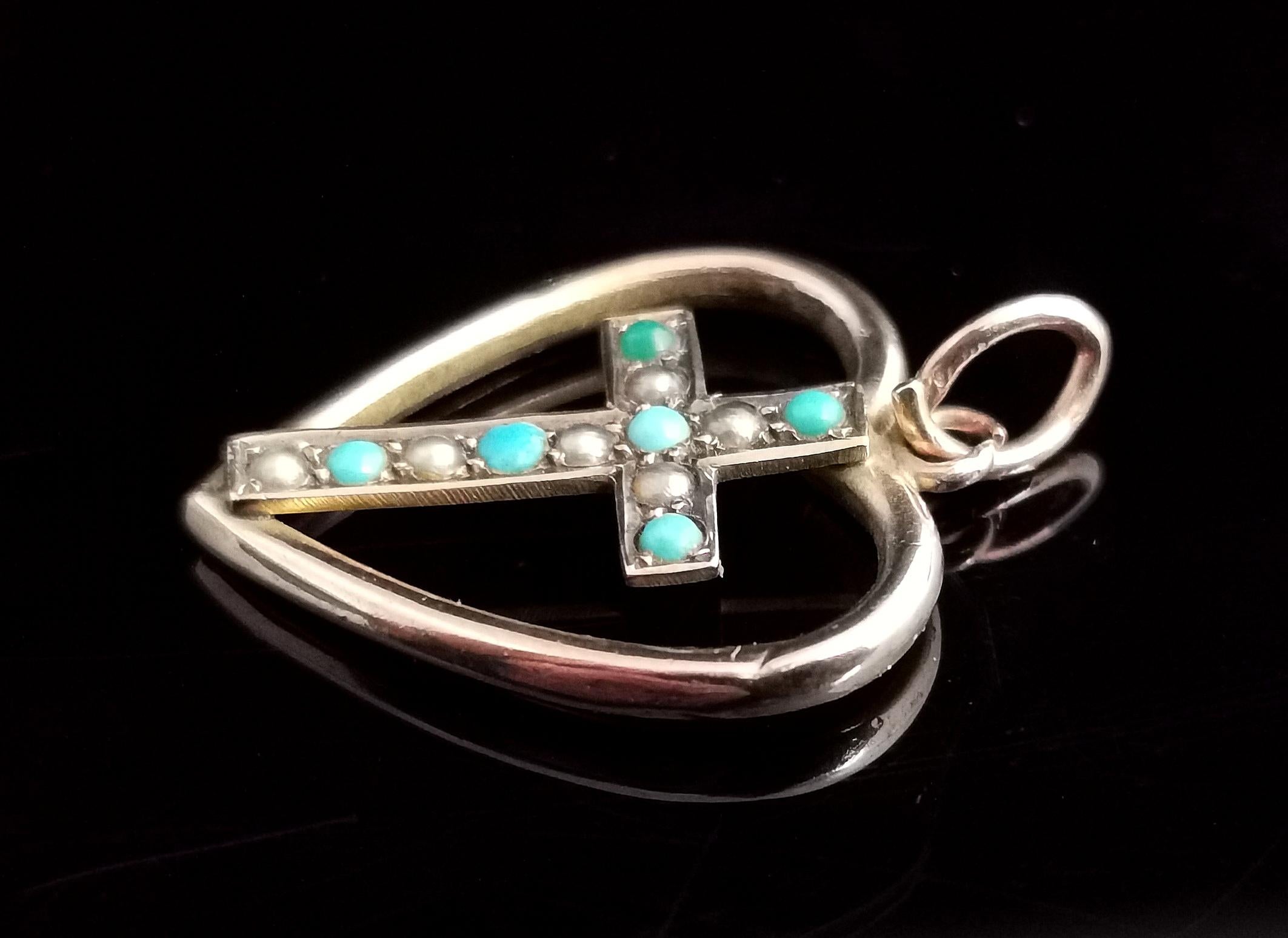 Pendentif ancien en forme de cœur et de croix, en or rose 9 carats, turquoise et perles naturelles 6