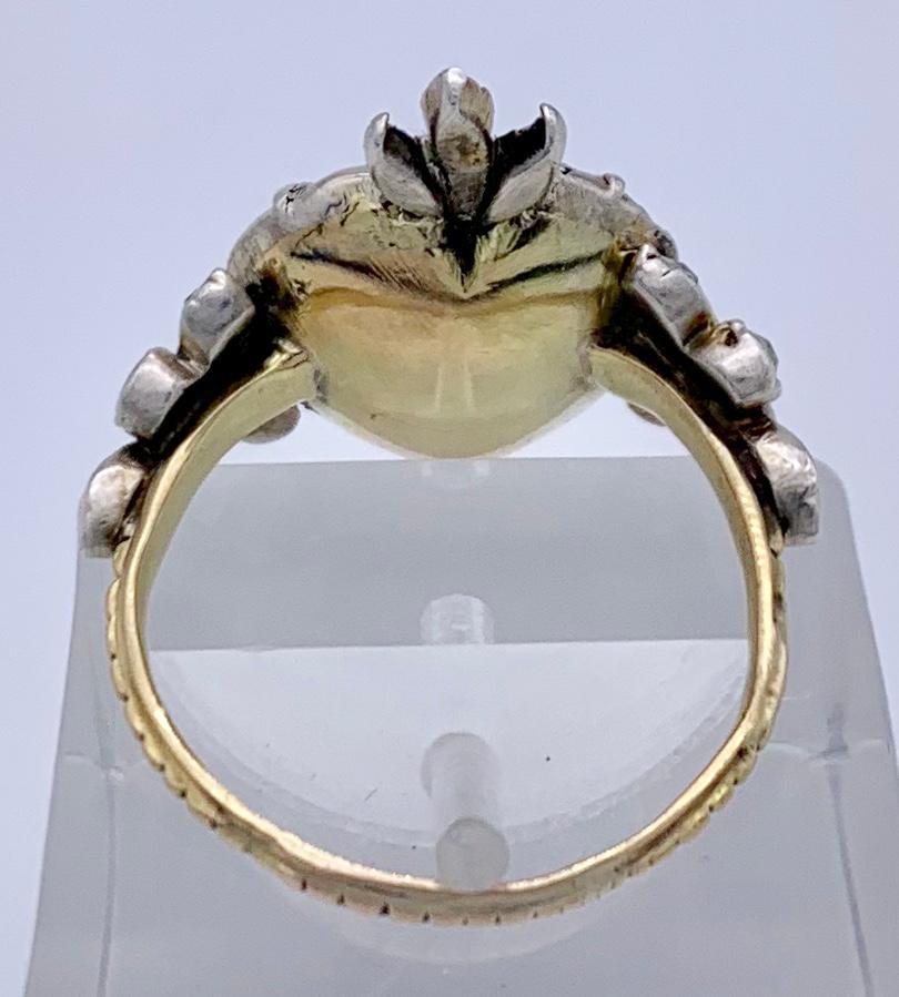 Bague en or 14 carats et argent avec diamants et token en forme de cœur en forme de flamme, datant du XVIIIe siècle en vente 1