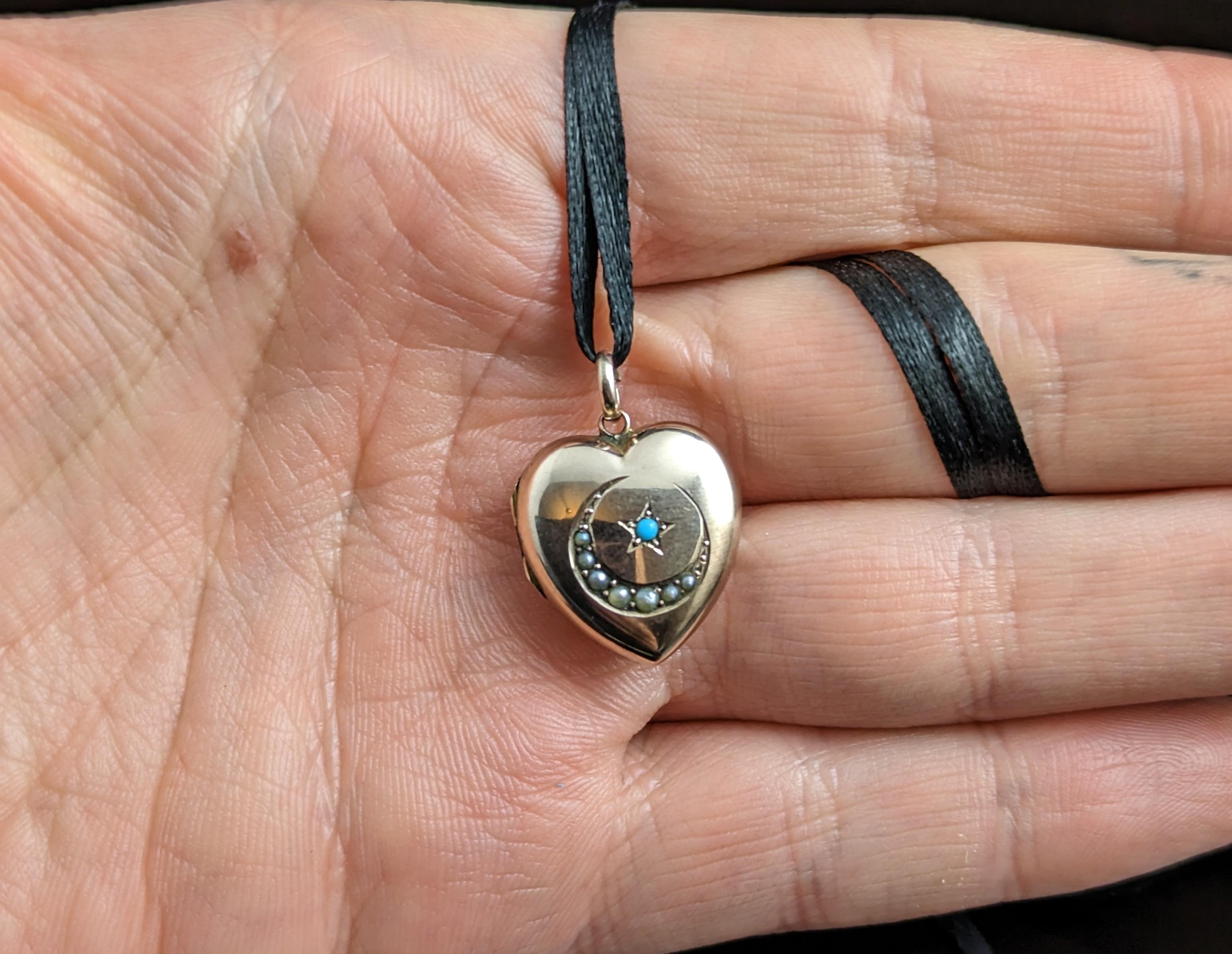 Antique Heart Locket, Crescent Moon and Star, 9k Gold Front and Back 5