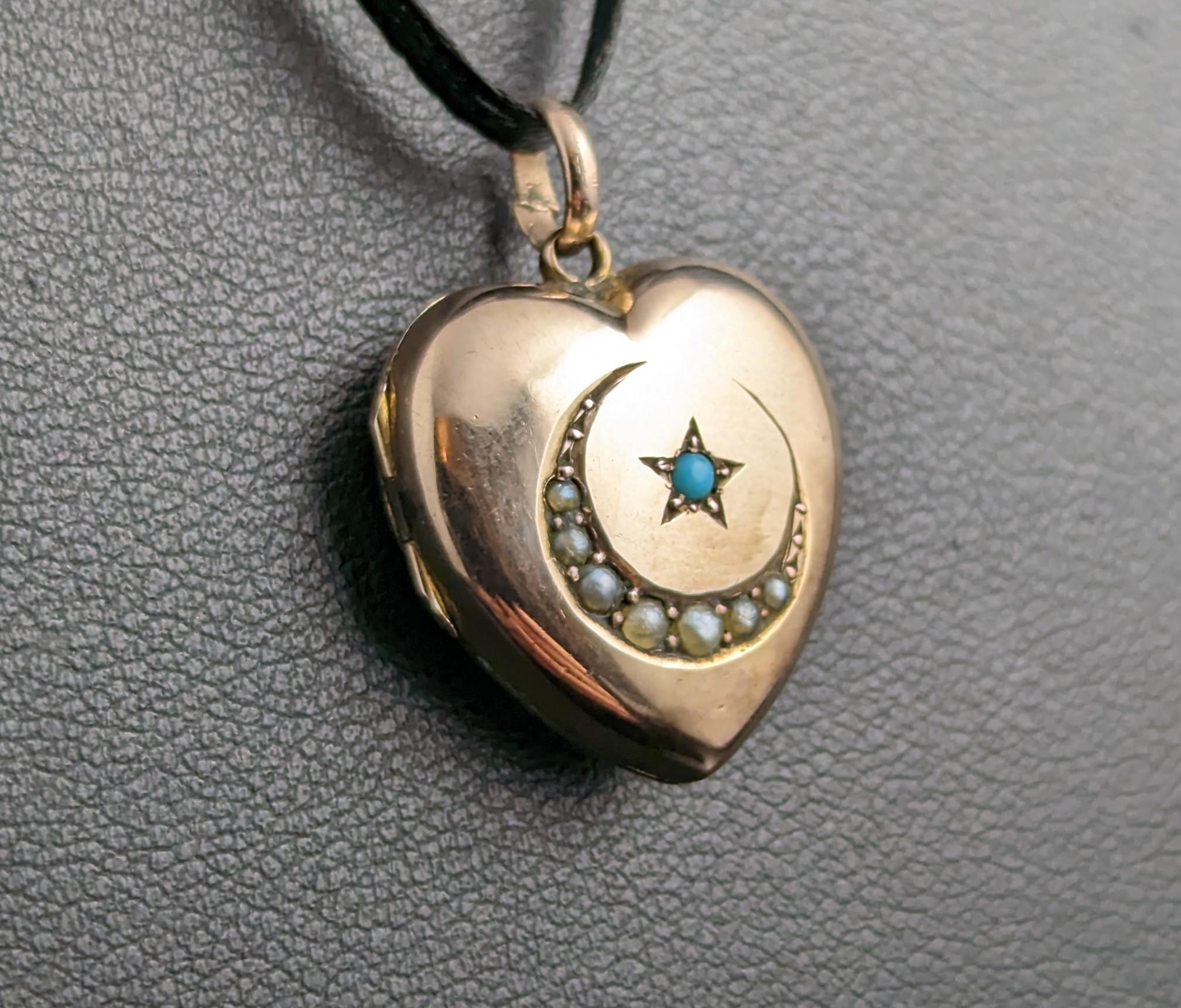 Women's Antique Heart Locket, Crescent Moon and Star, 9k Gold Front and Back