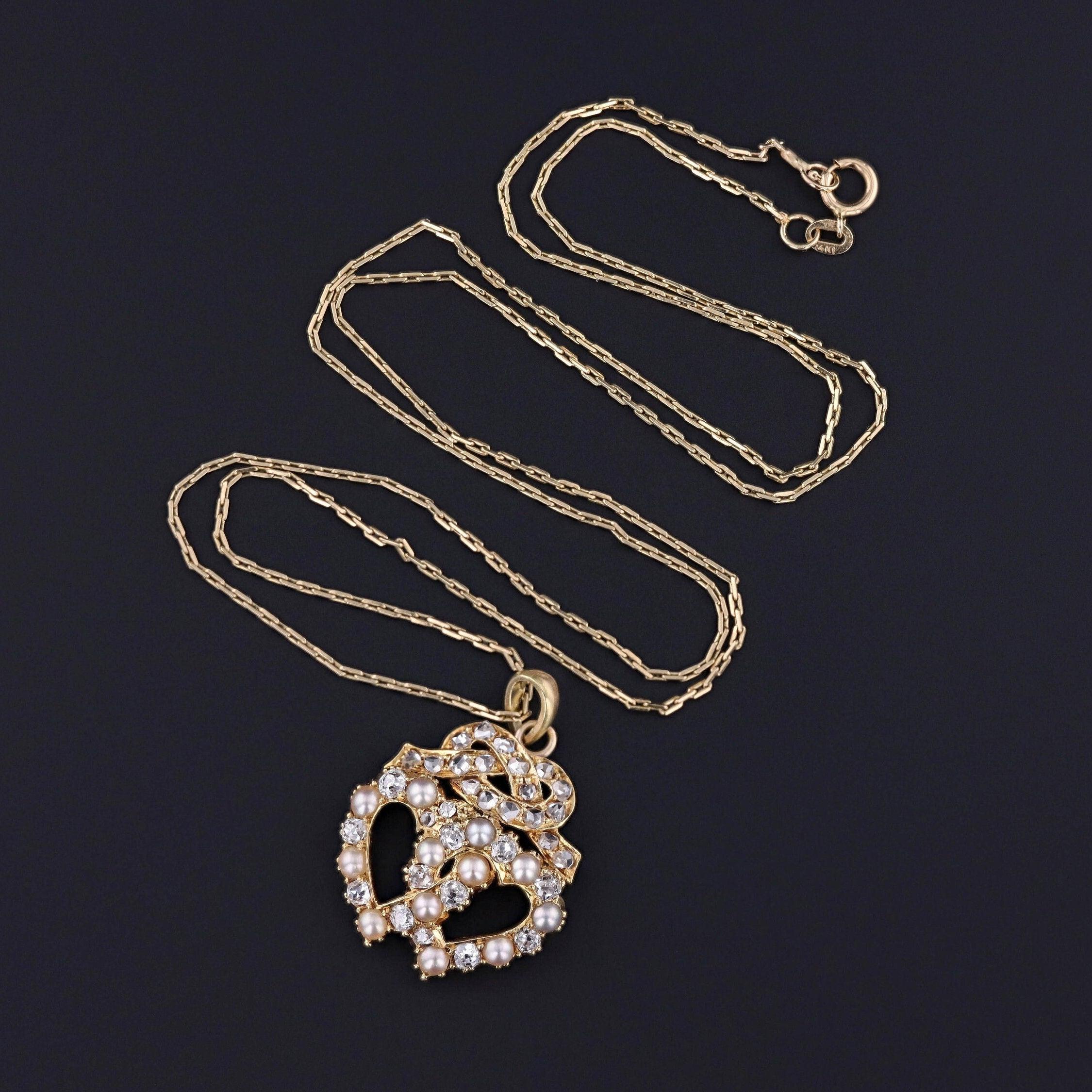 Vittoriano Collana antica a forma di cuore in oro 18k in vendita