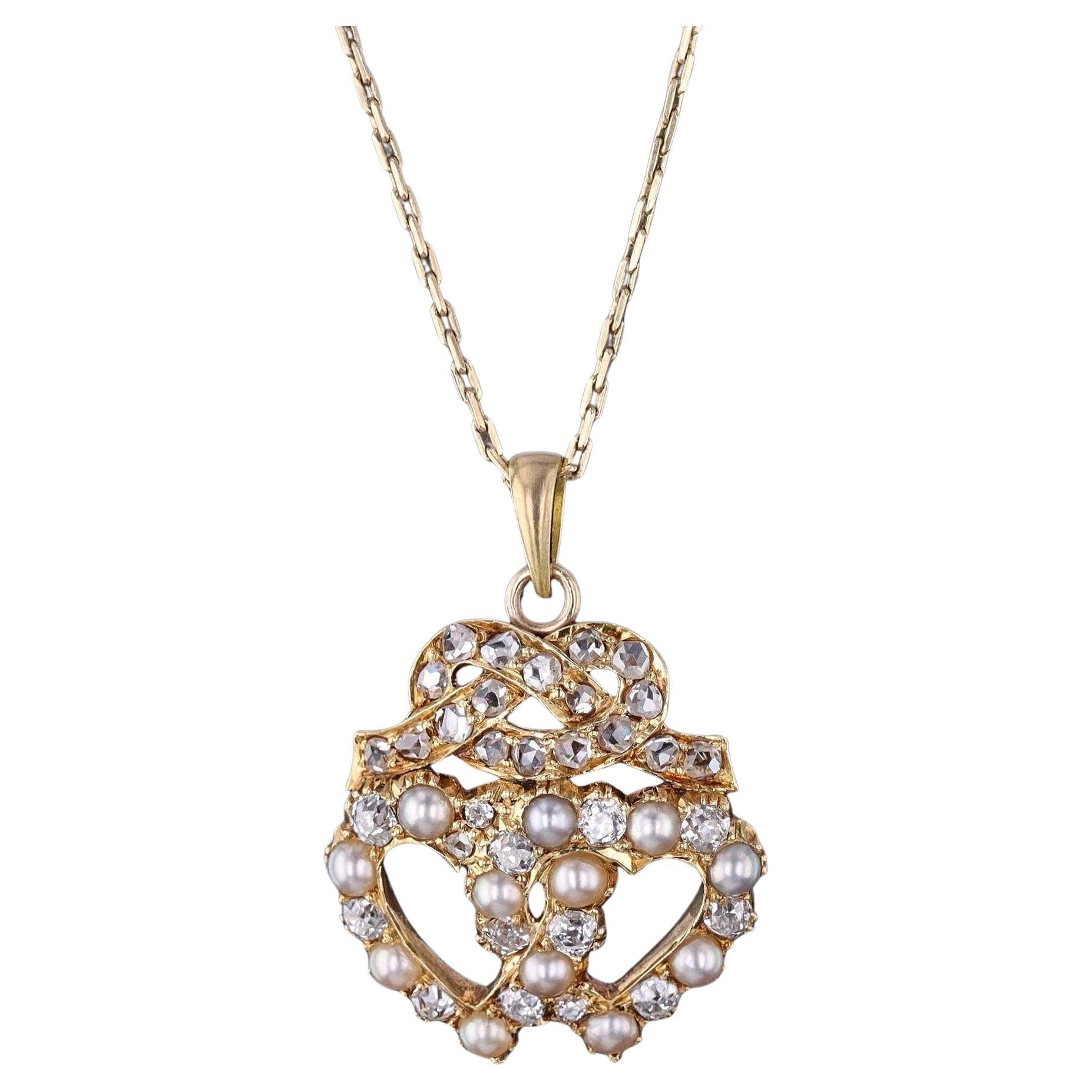 Antique Heart Necklace of 18k Gold